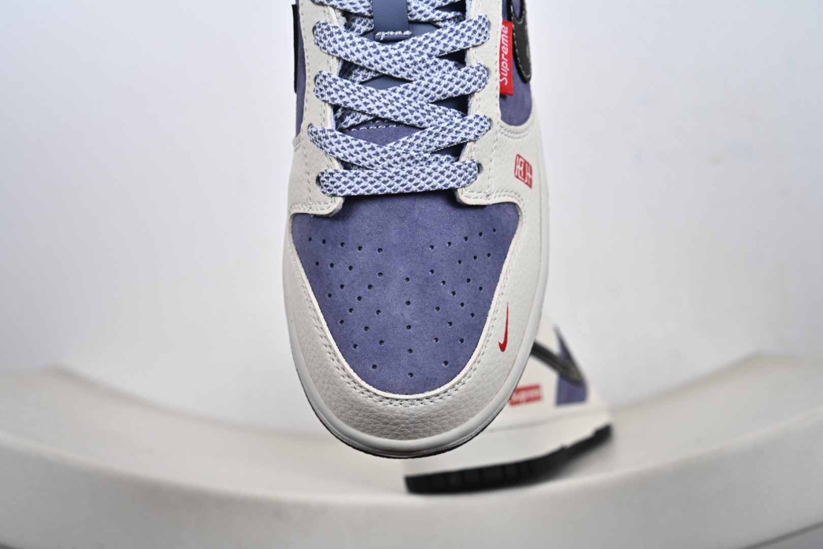 Nike SB Dunk Low 马年限定 DN3168-015