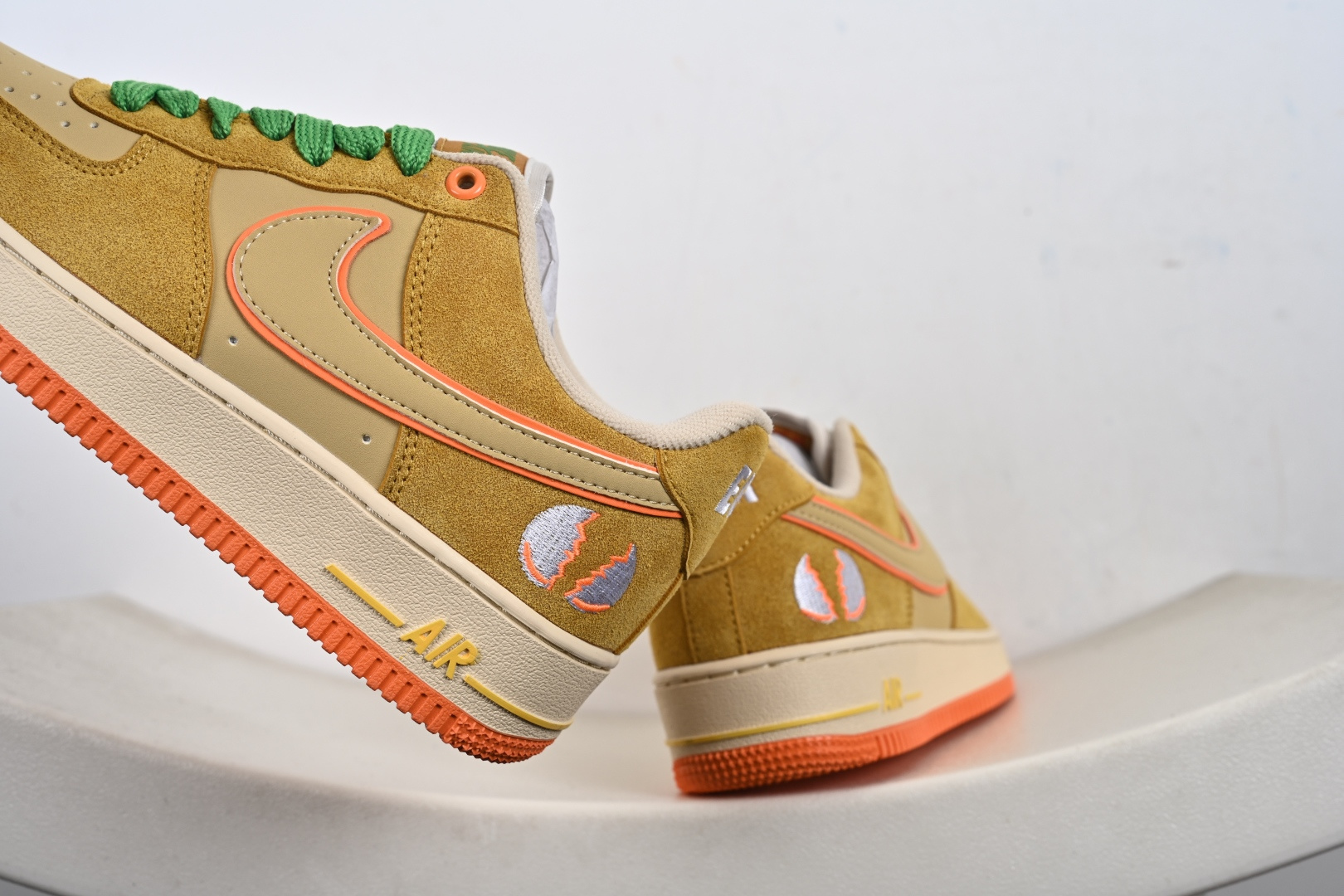 Nike Air Force 1 Low 俄勒冈小黄鸭 IU7612-700 Nike Air Force 1 Low 俄勒冈小黄鸭 IU7612-700