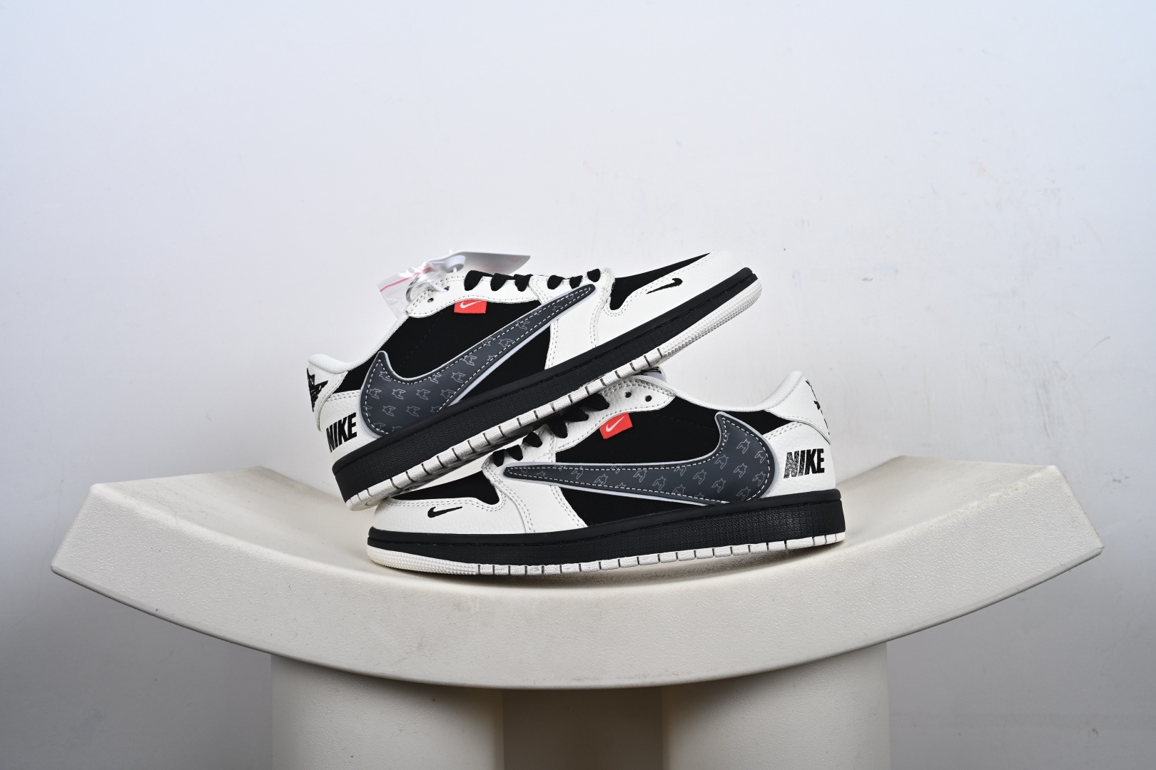 Nike Jordan Air Jordan倒勾 “ NIKE灰——米灰拼接” 高端定制 低帮 复古 减震 防滑 耐磨 篮球鞋 JW1188-173 Nike Jordan Air Jordan倒勾 “ NIKE灰——米灰拼接” 高端定制 低帮 复古 减震 防滑 耐磨 篮球鞋 JW1188-173