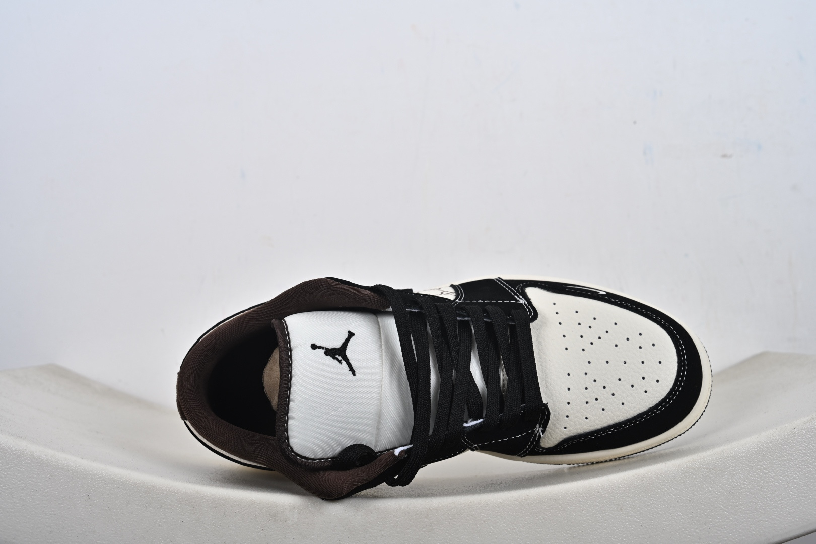 定制版 Air Jordan 1 Low AJ1 乔 联名款 高端定制 低帮复古篮球鞋 LD8888-011 定制版 Air Jordan 1 Low AJ1 乔 联名款 高端定制 低帮复古篮球鞋 LD8888-011