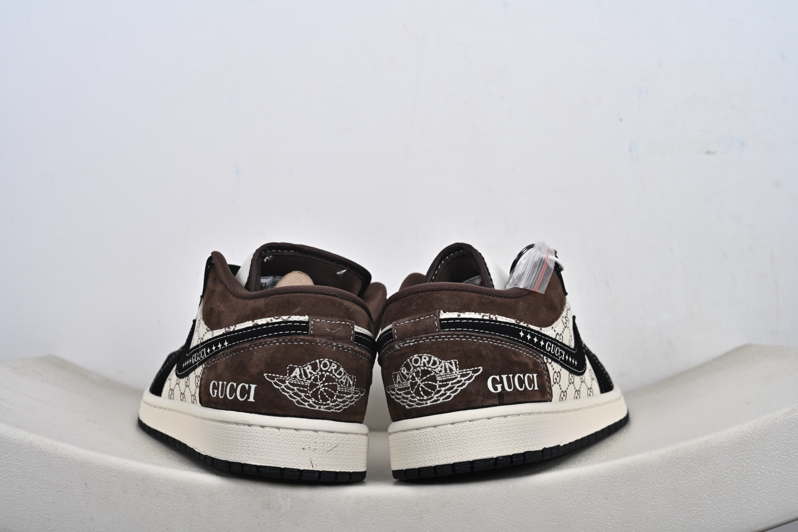 定制版 Air Jordan 1 Low AJ1 乔 联名款 高端定制 低帮复古篮球鞋 LD8888-011 定制版 Air Jordan 1 Low AJ1 乔 联名款 高端定制 低帮复古篮球鞋 LD8888-011
