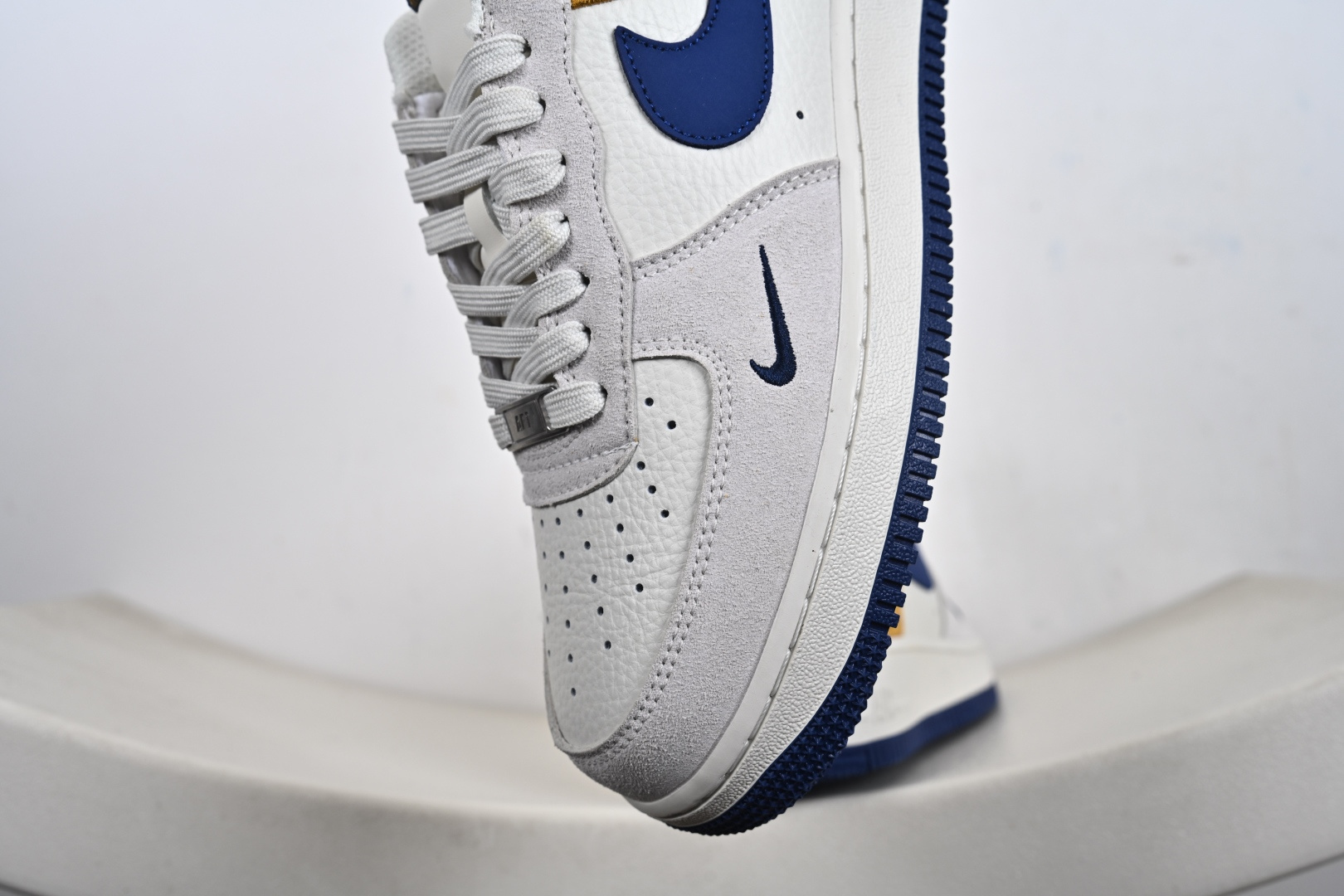 Nike Air Force 1'07 Low 白灰棕蓝拼接 空军一号低帮休闲板鞋 HF2794-100 Nike Air Force 1'07 Low 白灰棕蓝拼接 空军一号低帮休闲板鞋 HF2794-100