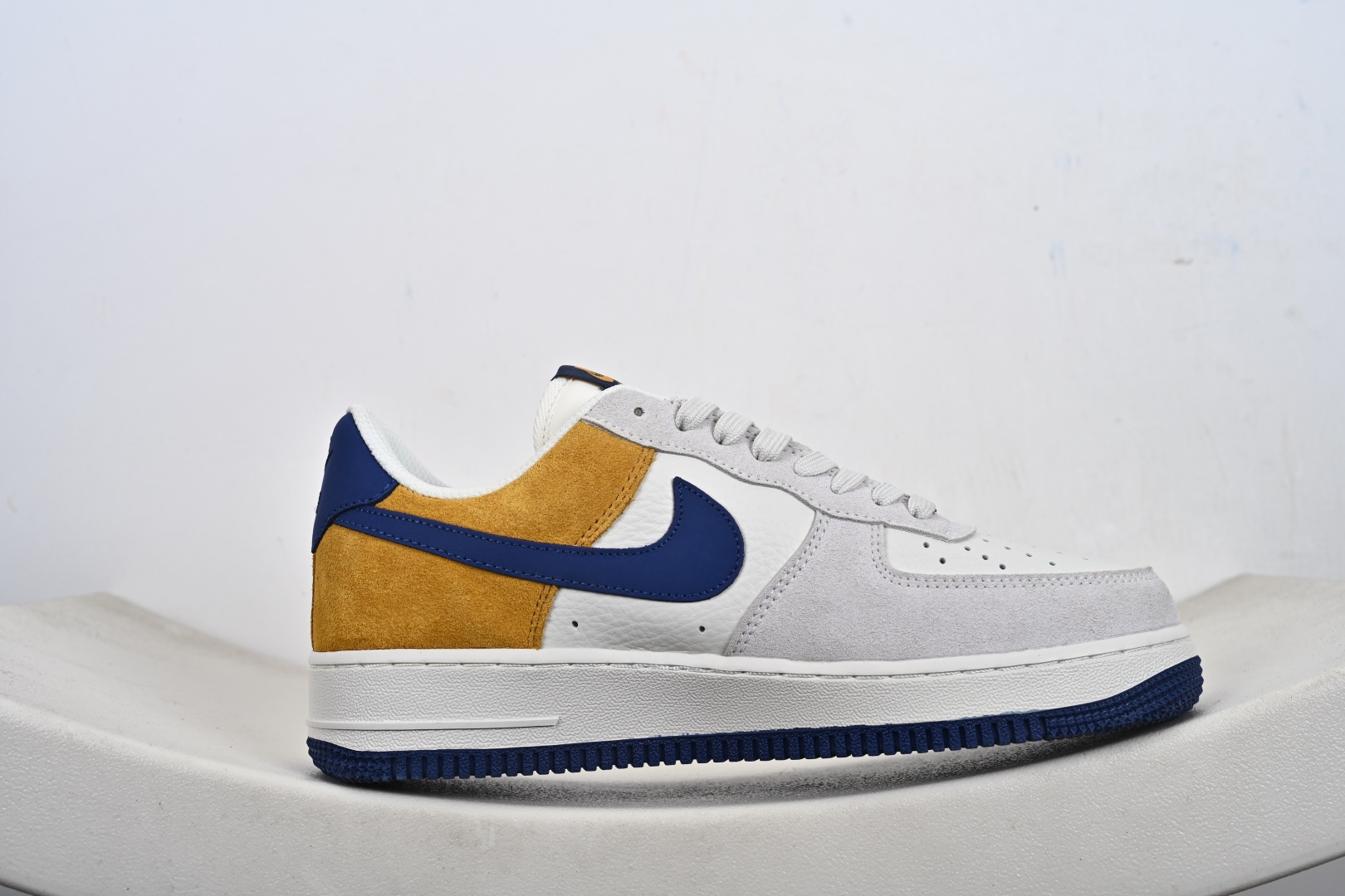 Nike Air Force 1'07 Low 白灰棕蓝拼接 空军一号低帮休闲板鞋 HF2794-100 Nike Air Force 1'07 Low 白灰棕蓝拼接 空军一号低帮休闲板鞋 HF2794-100