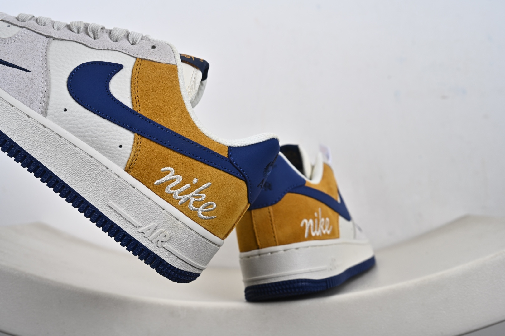 Nike Air Force 1'07 Low 白灰棕蓝拼接 空军一号低帮休闲板鞋 HF2794-100 Nike Air Force 1'07 Low 白灰棕蓝拼接 空军一号低帮休闲板鞋 HF2794-100