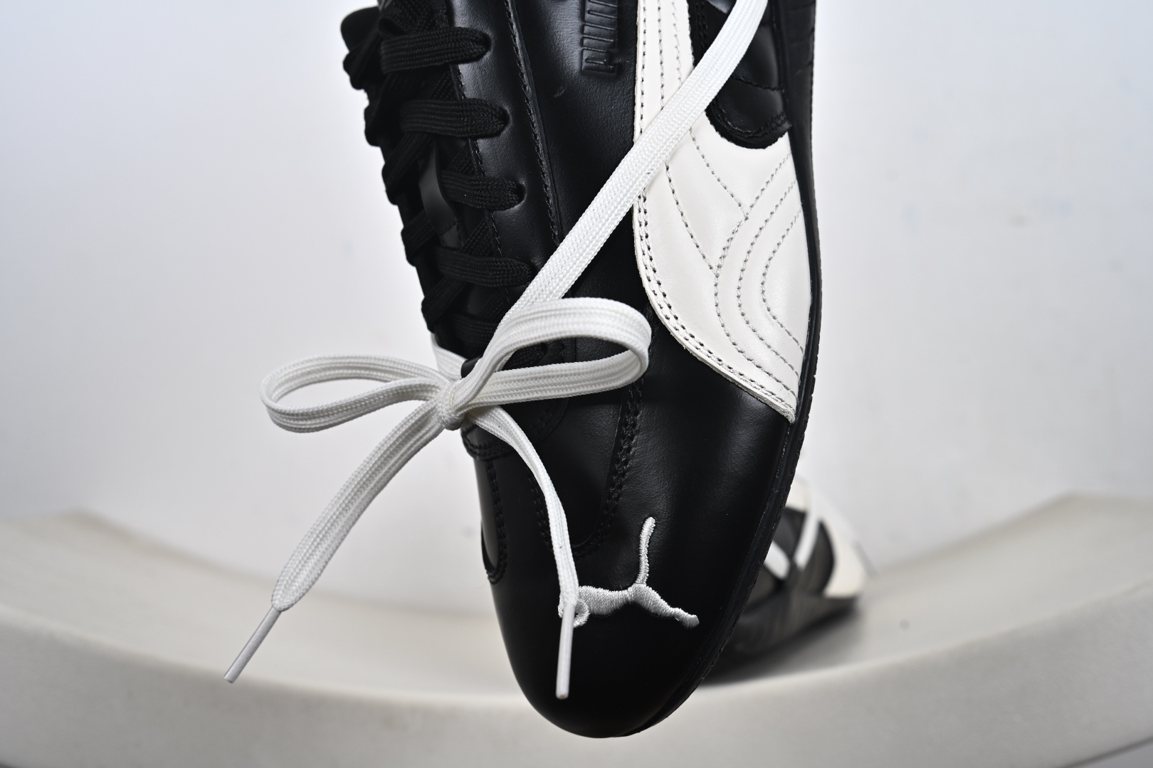 Puma Speedcat 彪马罗马阿莫尔系列 复古运动休闲赛车跑鞋 404390-01 404391-01 Puma Speedcat 彪马罗马阿莫尔系列 复古运动休闲赛车跑鞋 404390-01 404391-01