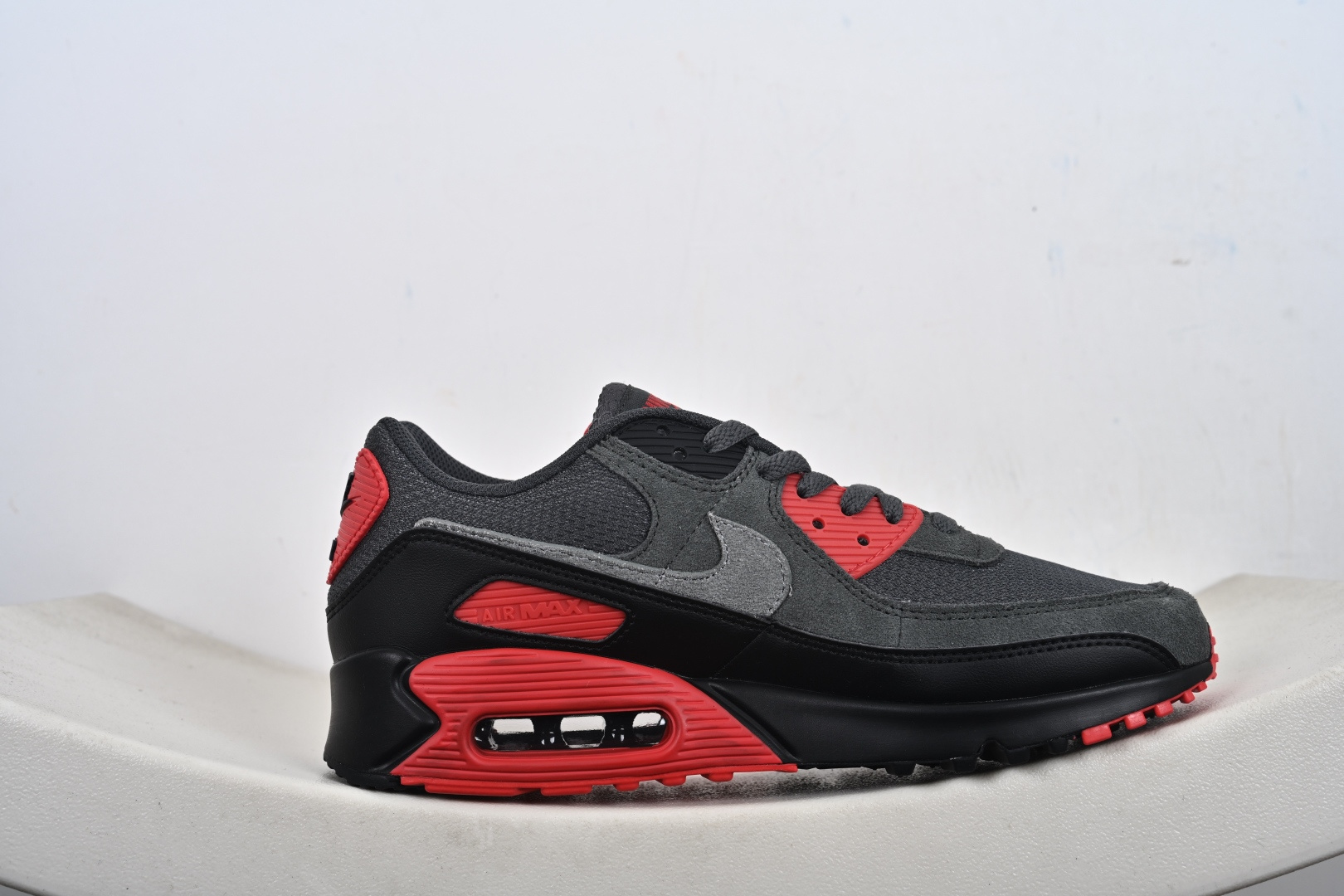 Air Max 90小气垫运动鞋 融合经典设计线条和丰富材质 FZ7186 100 HQ3828-200 CN8490-003 001 DM0029-007 Air Max 90小气垫运动鞋 融合经典设计线条和丰富材质 FZ7186 100 HQ3828-200 CN8490-003 001 DM0029-007