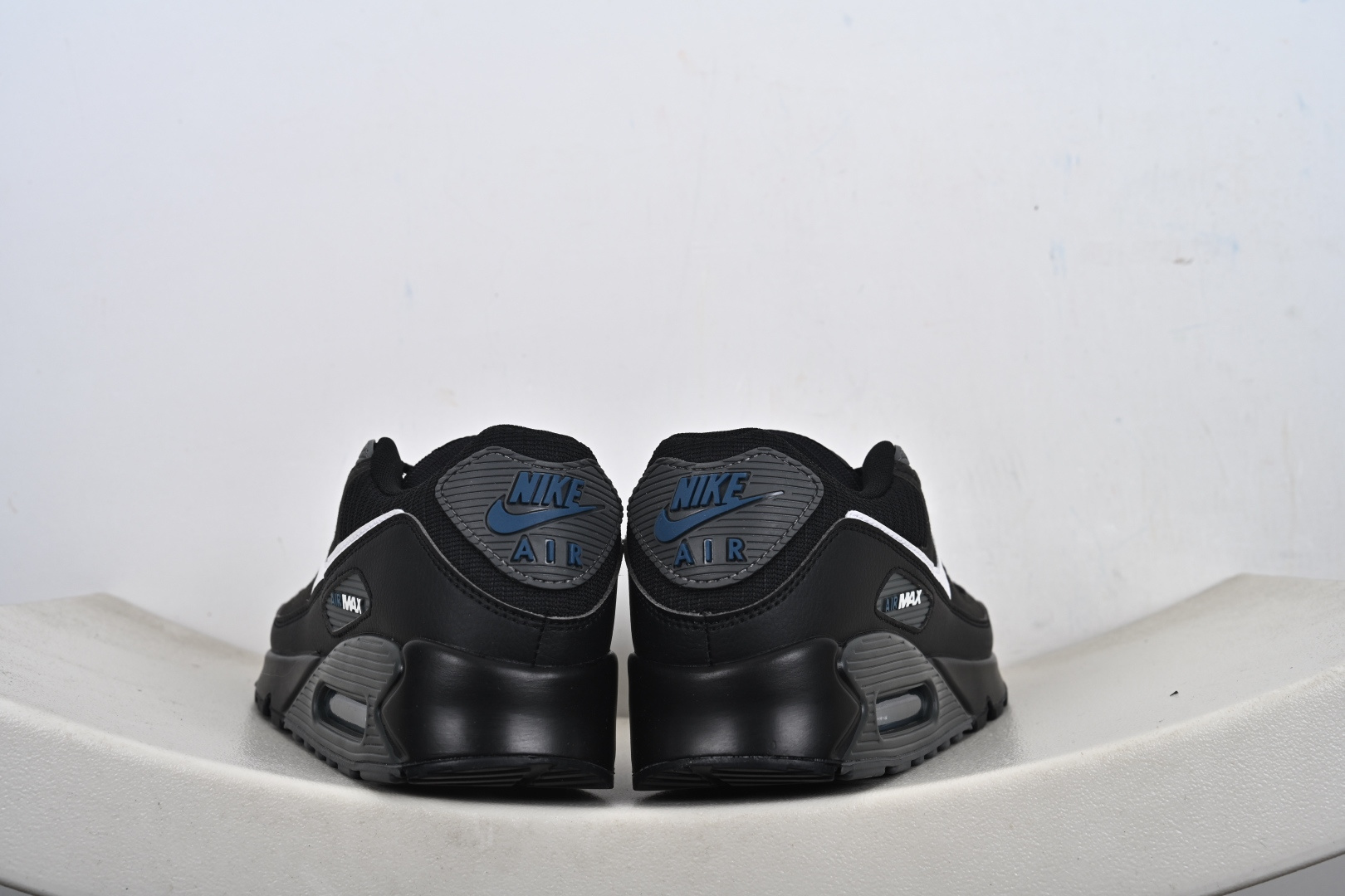 200 Air Max 90小气垫运动鞋 融合经典设计线条和丰富材质 FZ7186 100 HQ3828-200 CN8490-003 001 DM0029-007 DR0145 002-Chinese UA Cheap High Quatity Brand Clothes Bags handbags Sneakers wholesale wholesaler seller from China Factory suppliers Fashion Clothing Shoes best Quality Beautiful Price 200 Air Max 90小气垫运动鞋 融合经典设计线条和丰富材质 FZ7186 100 HQ3828-200 CN8490-003 001 DM0029-007 DR0145 002