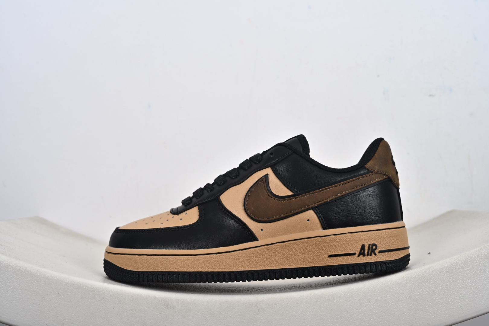 NK Air Force 1 Low 摩卡黑棕 空军一号低帮运动休闲板鞋 FB8878-200 NK Air Force 1 Low 摩卡黑棕 空军一号低帮运动休闲板鞋 FB8878-200