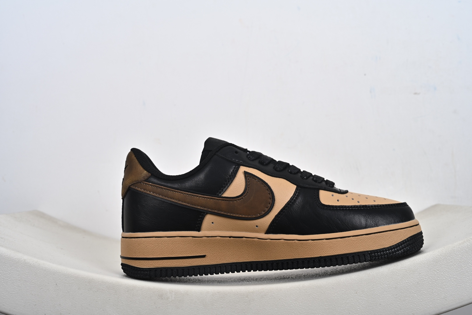 NK Air Force 1 Low 摩卡黑棕 空军一号低帮运动休闲板鞋 FB8878-200 NK Air Force 1 Low 摩卡黑棕 空军一号低帮运动休闲板鞋 FB8878-200