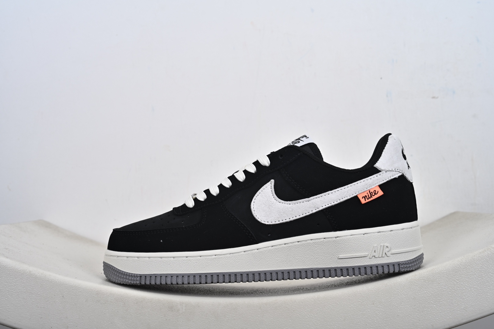 240 定制版 NIke Air Force 1 '07 Low 墨黑灰白 空军一号低帮 FQ3544-001-Chinese UA Cheap High Quatity Brand Clothes Bags handbags Sneakers wholesale wholesaler seller from China Factory suppliers Fashion Clothing Shoes best Quality Beautiful Price 240 定制版 NIke Air Force 1 '07 Low 墨黑灰白 空军一号低帮 FQ3544-001