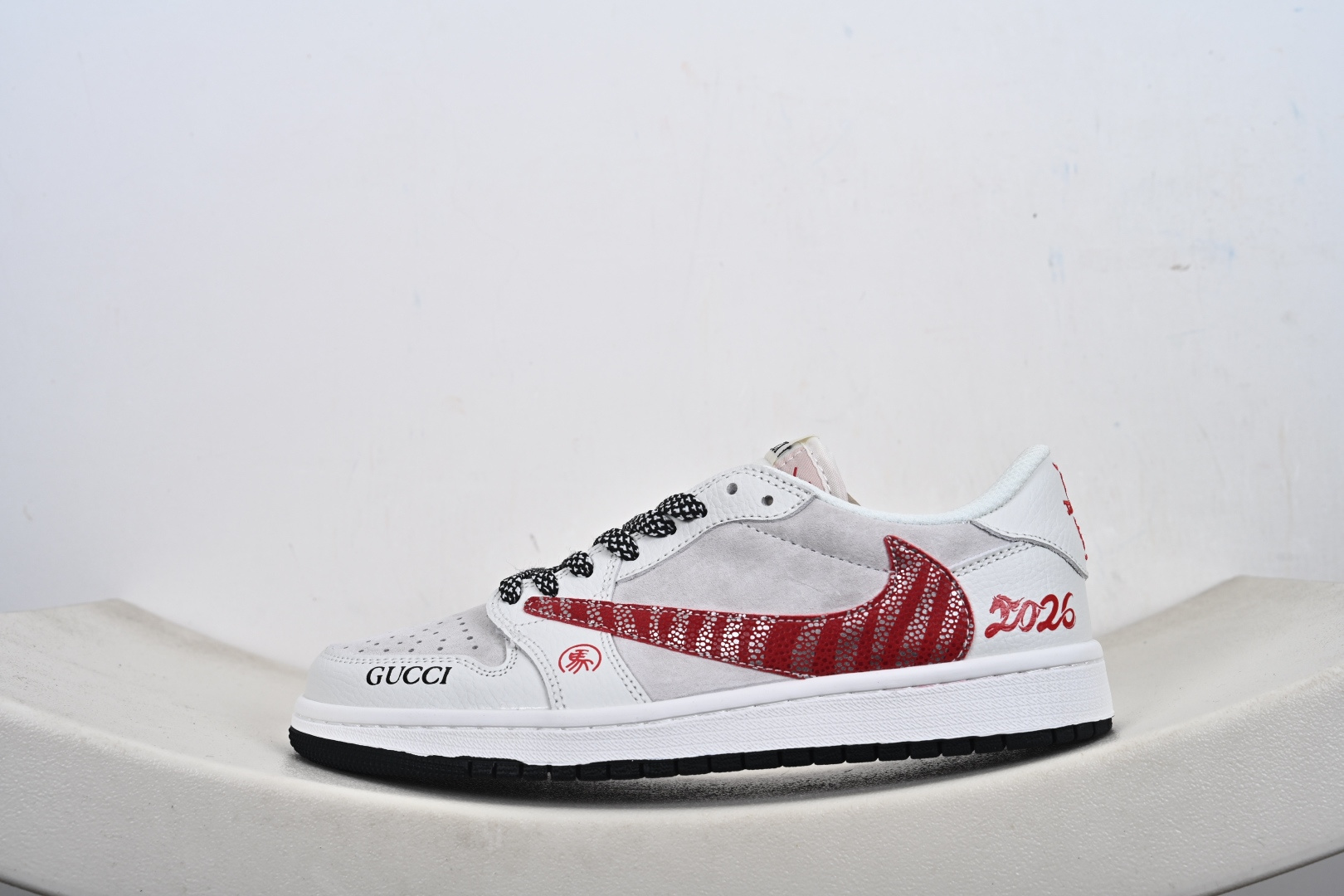 定制版 Air Jordan Low AJ1 乔1马年限定款 高端定制 低帮复古篮球鞋 DZ5899-044