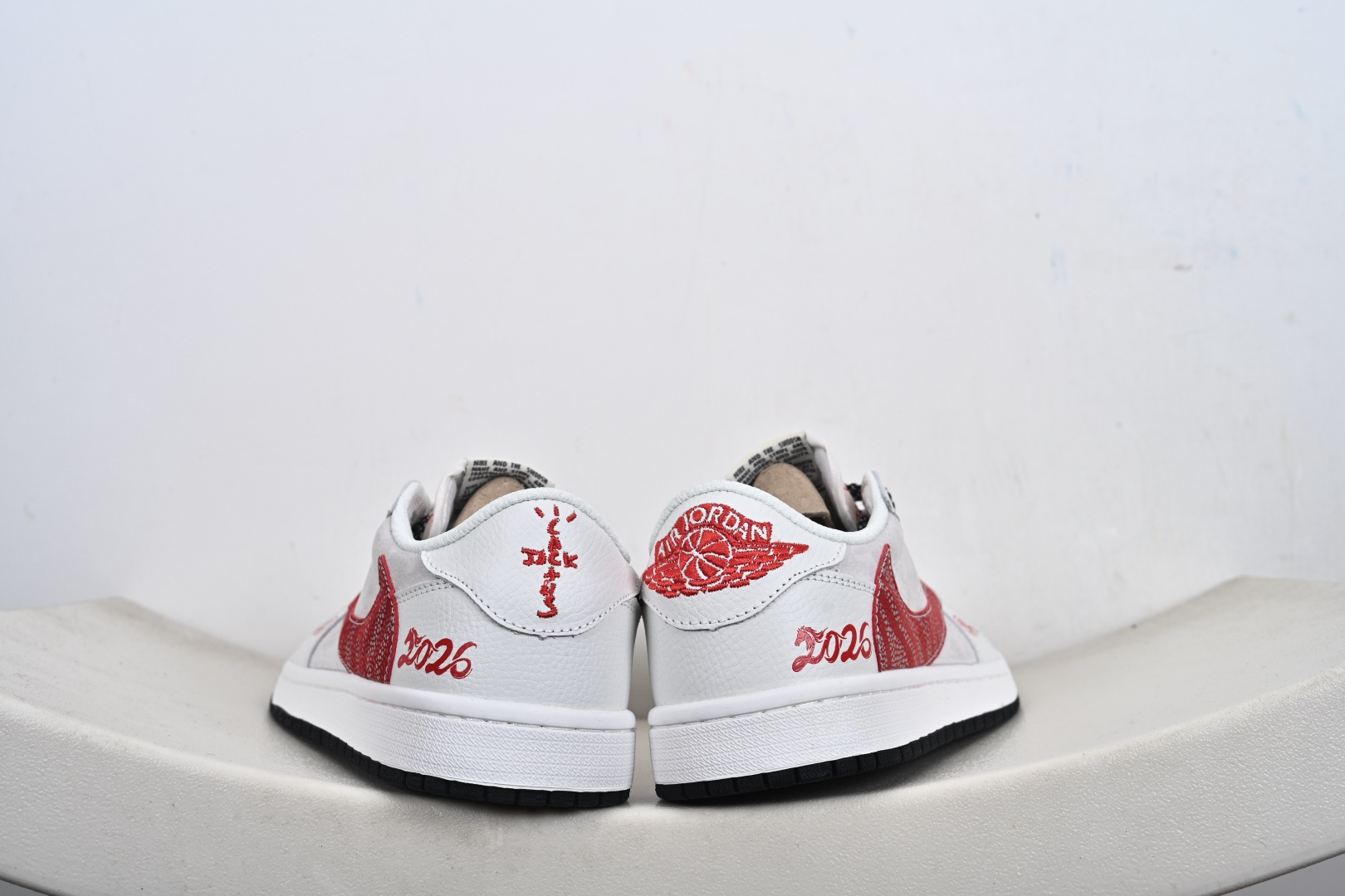定制版 Air Jordan Low AJ1 乔1马年限定款 高端定制 低帮复古篮球鞋 DZ5899-044