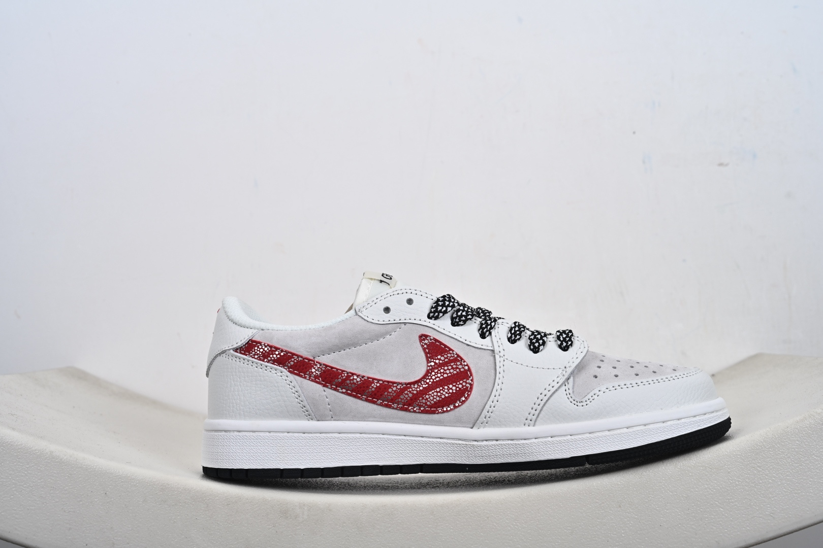 定制版 Air Jordan Low AJ1 乔1马年限定款 高端定制 低帮复古篮球鞋 DZ5899-044
