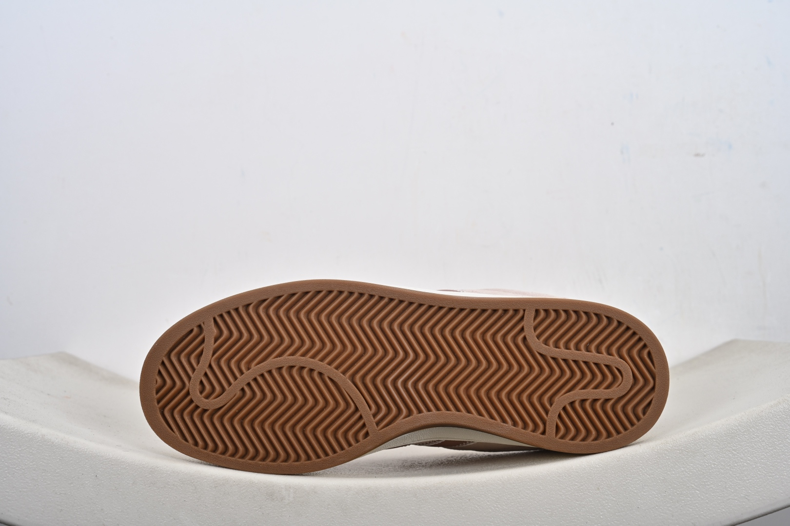 Adidas CAMPUS OOs W 阿迪达斯学院系列 面包风经典复古低帮百搭休闲运动板鞋 JQ5804