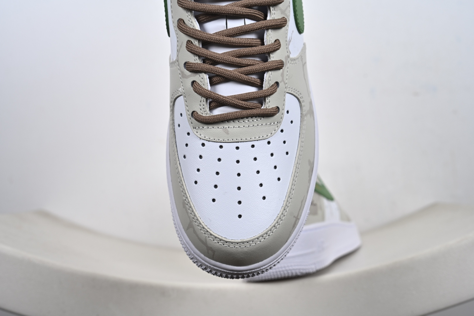 定制版 Nike Air Force 1'07 Low 棕绿序章 空军一号低帮休闲板鞋 ZH0316-130