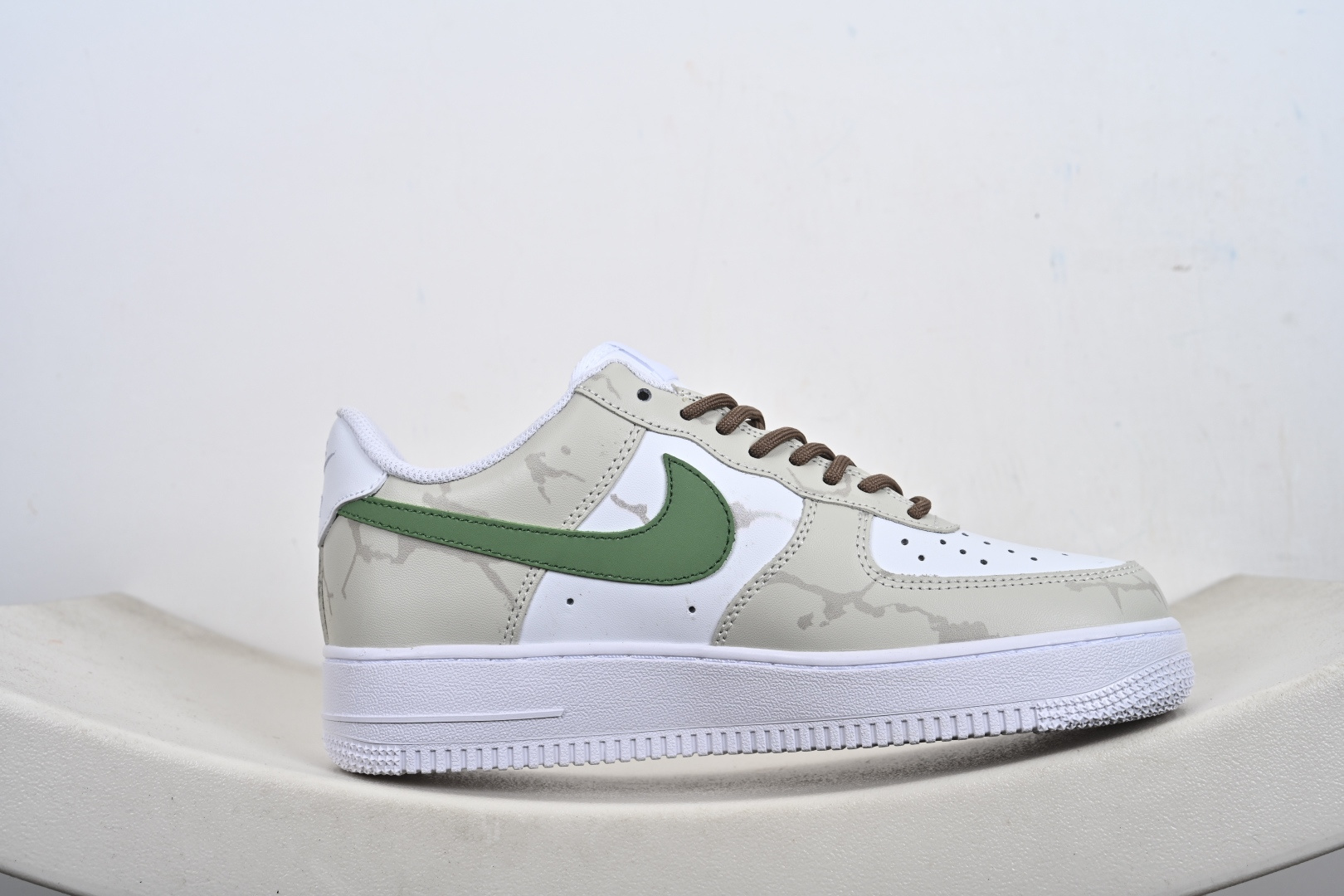 定制版 Nike Air Force 1'07 Low 棕绿序章 空军一号低帮休闲板鞋 ZH0316-130