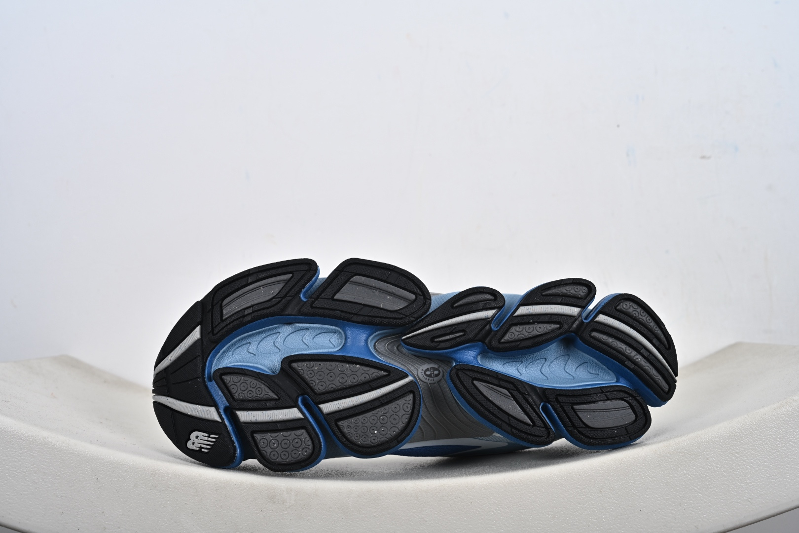 New Balance 新百伦 U2000系列 时尚百搭 织物人造革猪皮减震防滑耐磨低帮跑鞋 U2000PBB
