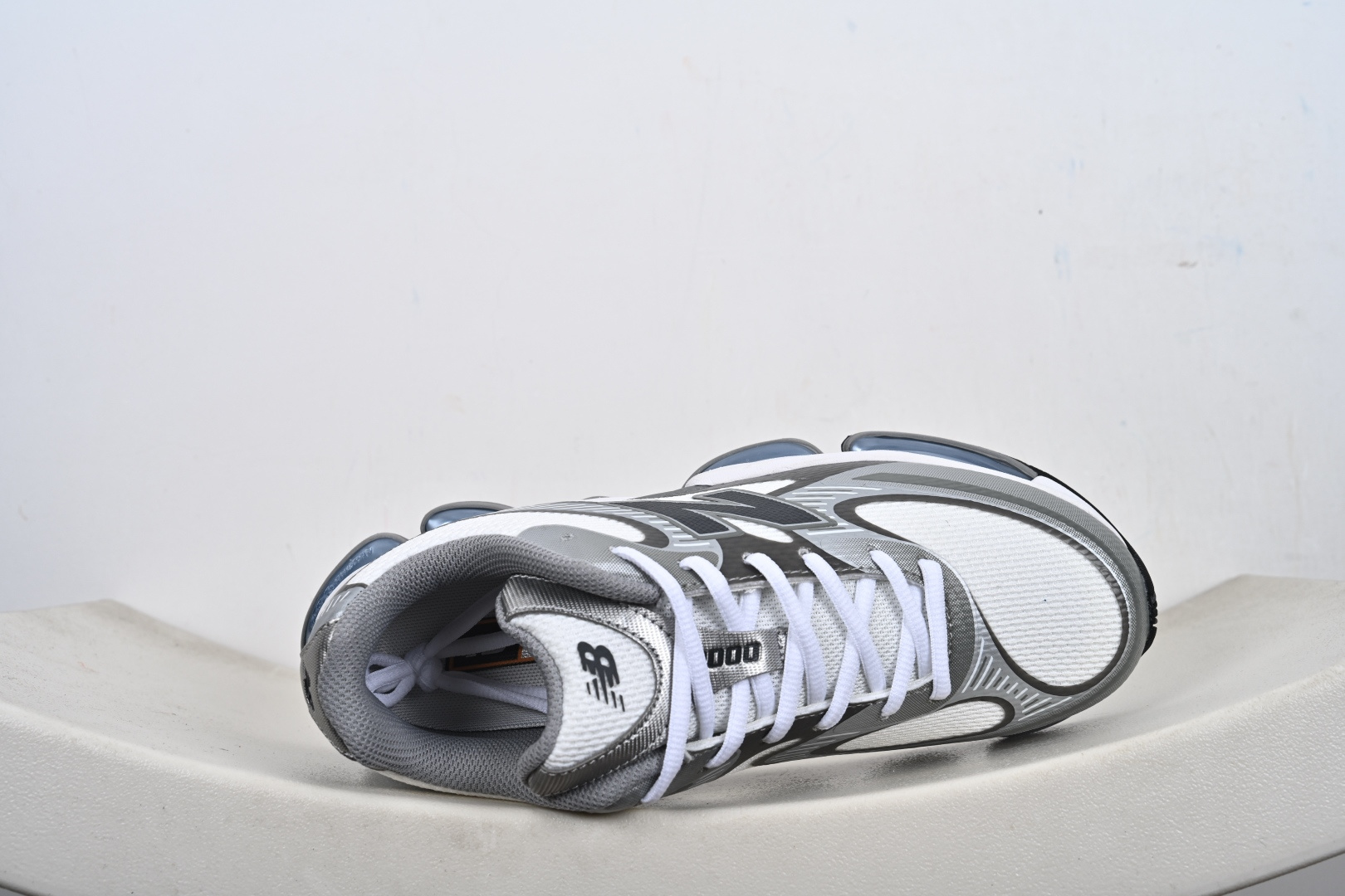 New Balance 新百伦 U2000系列 时尚百搭 织物人造革猪皮减震防滑耐磨低帮跑鞋 U2000PBB U2000EA U2000AA New Balance 新百伦 U2000系列 时尚百搭 织物人造革猪皮减震防滑耐磨低帮跑鞋 U2000PBB U2000EA U2000AA