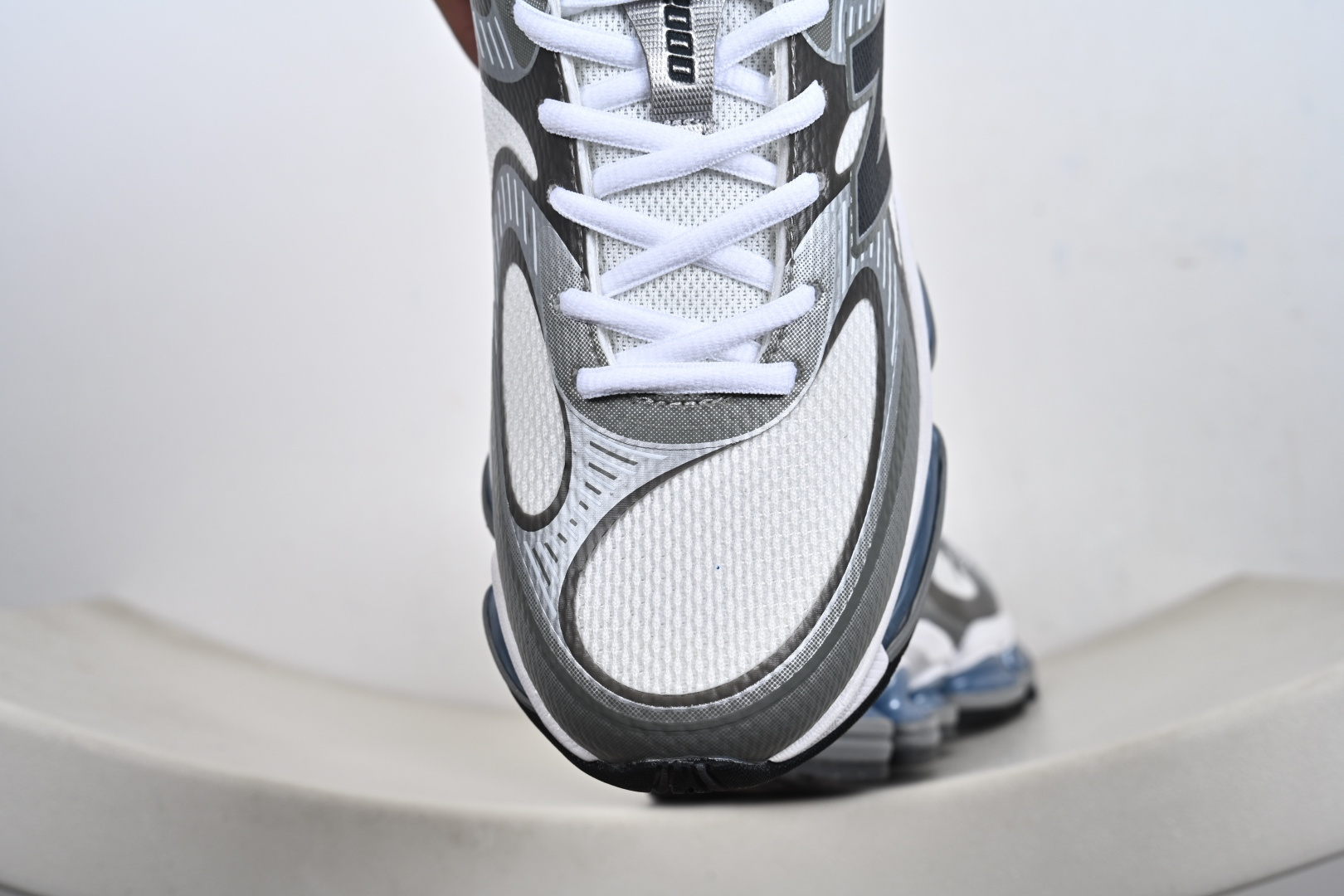 New Balance 新百伦 U2000系列 时尚百搭 织物人造革猪皮减震防滑耐磨低帮跑鞋 U2000PBB U2000EA U2000AA New Balance 新百伦 U2000系列 时尚百搭 织物人造革猪皮减震防滑耐磨低帮跑鞋 U2000PBB U2000EA U2000AA