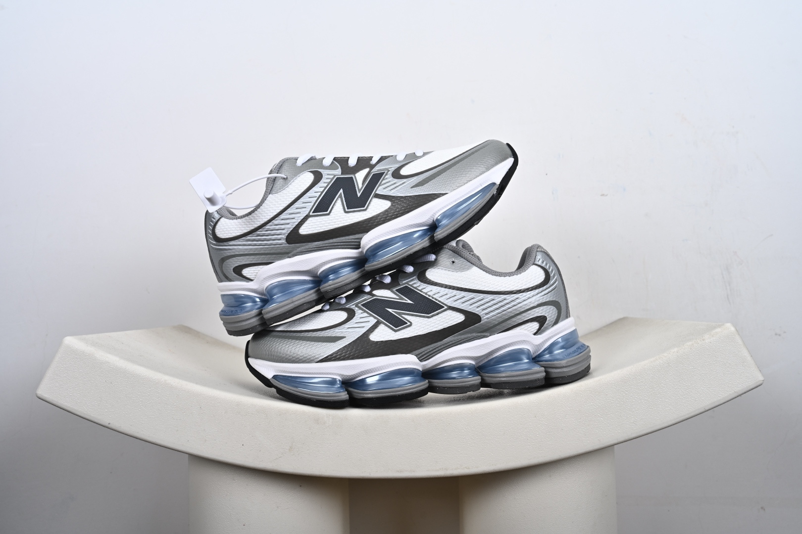 New Balance 新百伦 U2000系列 时尚百搭 织物人造革猪皮减震防滑耐磨低帮跑鞋 U2000PBB U2000EA U2000AA New Balance 新百伦 U2000系列 时尚百搭 织物人造革猪皮减震防滑耐磨低帮跑鞋 U2000PBB U2000EA U2000AA