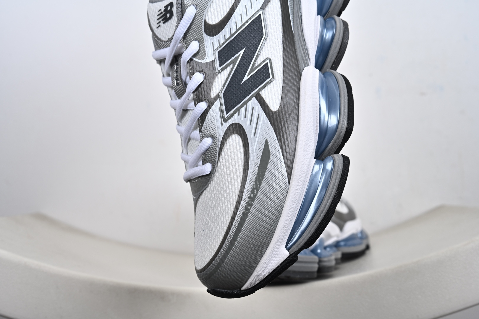 New Balance 新百伦 U2000系列 时尚百搭 织物人造革猪皮减震防滑耐磨低帮跑鞋 U2000PBB U2000EA U2000AA New Balance 新百伦 U2000系列 时尚百搭 织物人造革猪皮减震防滑耐磨低帮跑鞋 U2000PBB U2000EA U2000AA