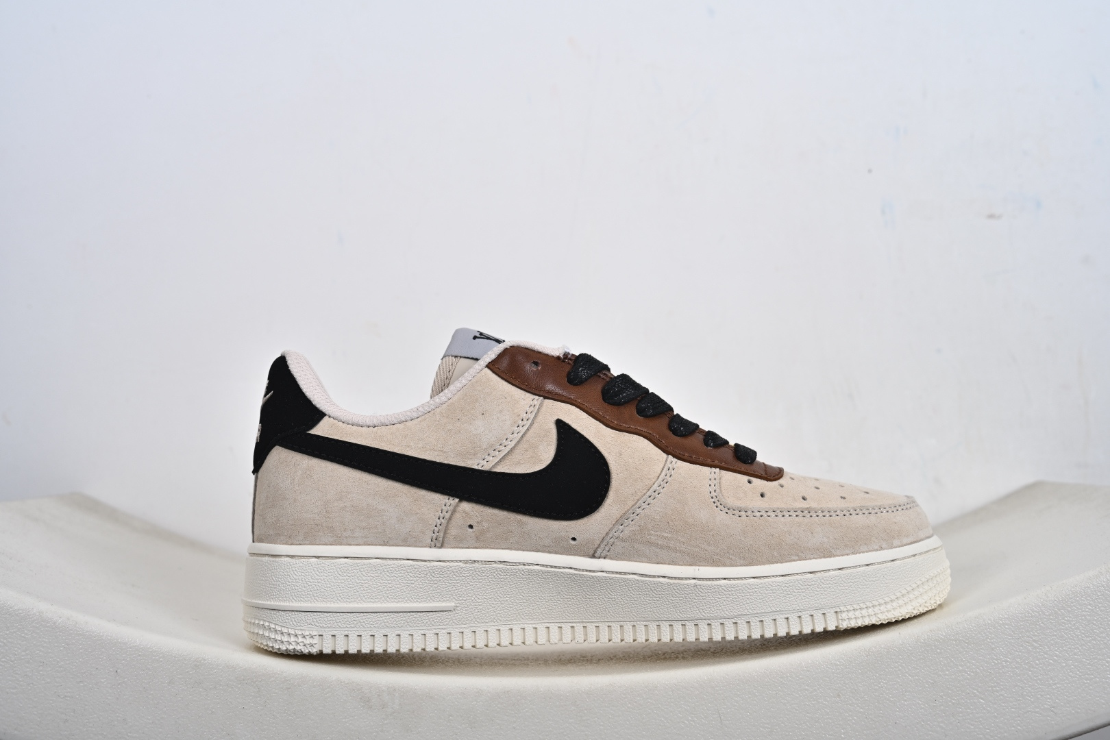 定制版 NIke Air Force 1 '07 Low “LV联名--奶茶焦糖” 空军一号低帮 运动鞋 FQ3546-100