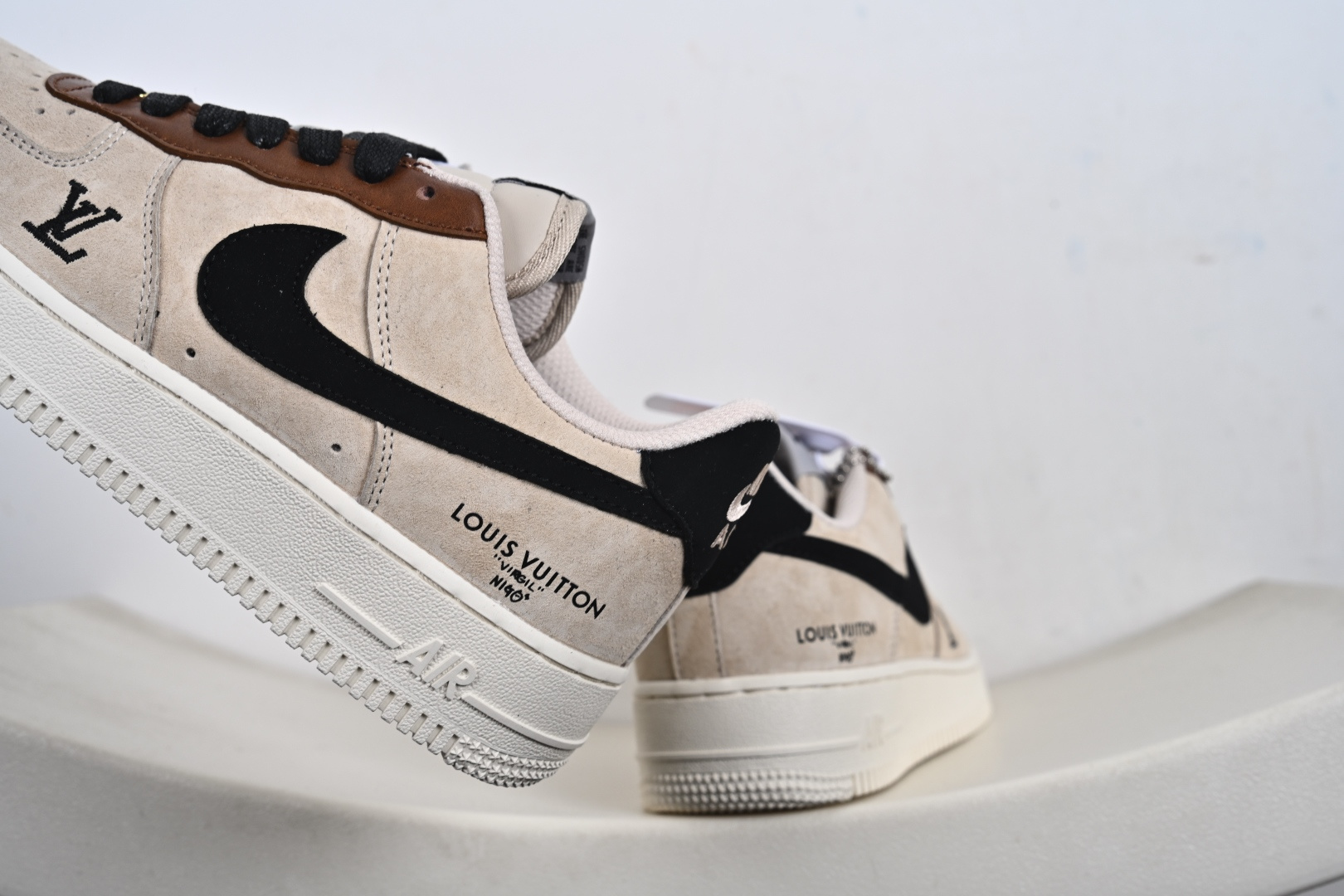 定制版 NIke Air Force 1 '07 Low “LV联名--奶茶焦糖” 空军一号低帮 运动鞋 FQ3546-100