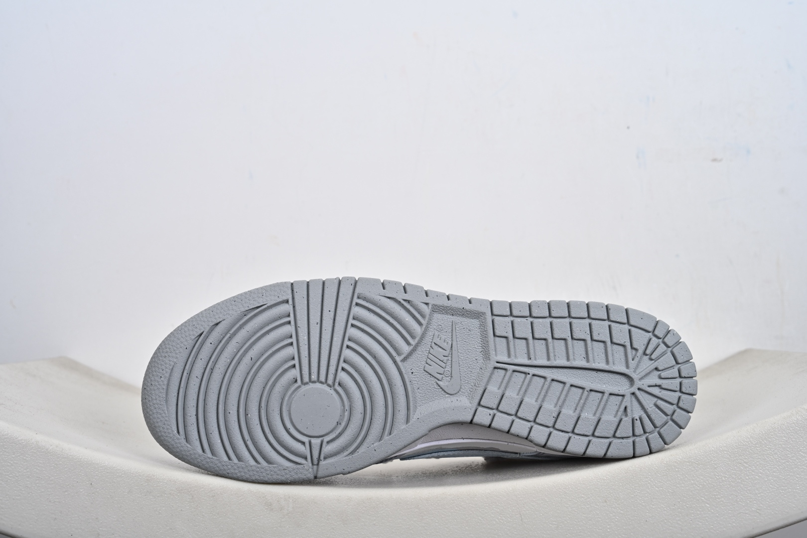 定制版 Nike SB Dunk Low 梦幻星空 绑带 低帮休闲板鞋 DD1391-103