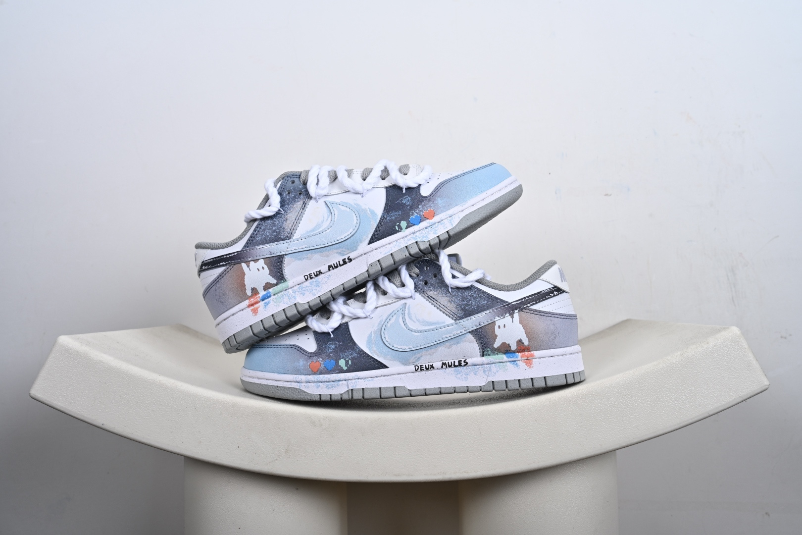 定制版 Nike SB Dunk Low 梦幻星空 绑带 低帮休闲板鞋 DD1391-103