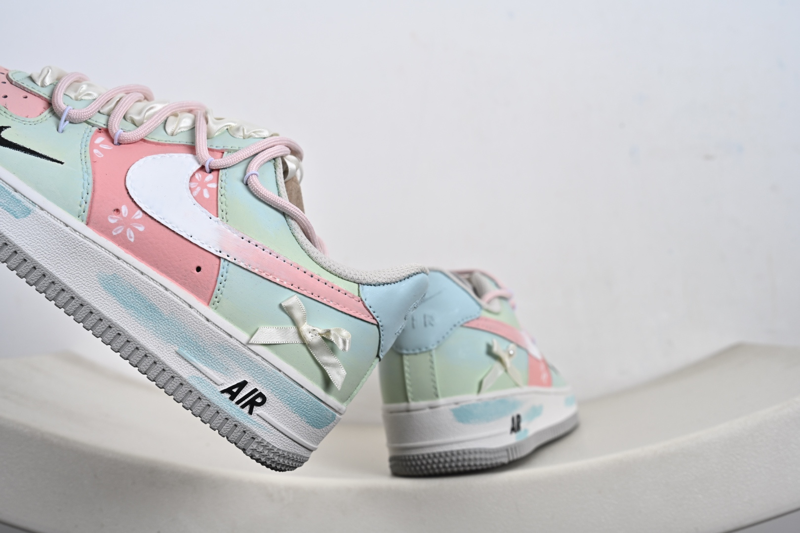 手绘涂鸦“粉樱薄荷”Nike Air Force 1 “Pink Cherry & Mint”空军一号定制板鞋 FB1839-818