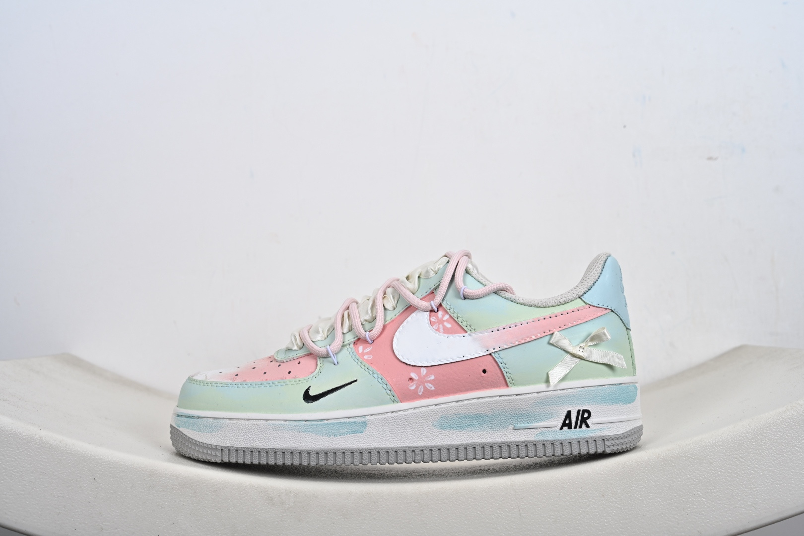 手绘涂鸦“粉樱薄荷”Nike Air Force 1 “Pink Cherry & Mint”空军一号定制板鞋 FB1839-818