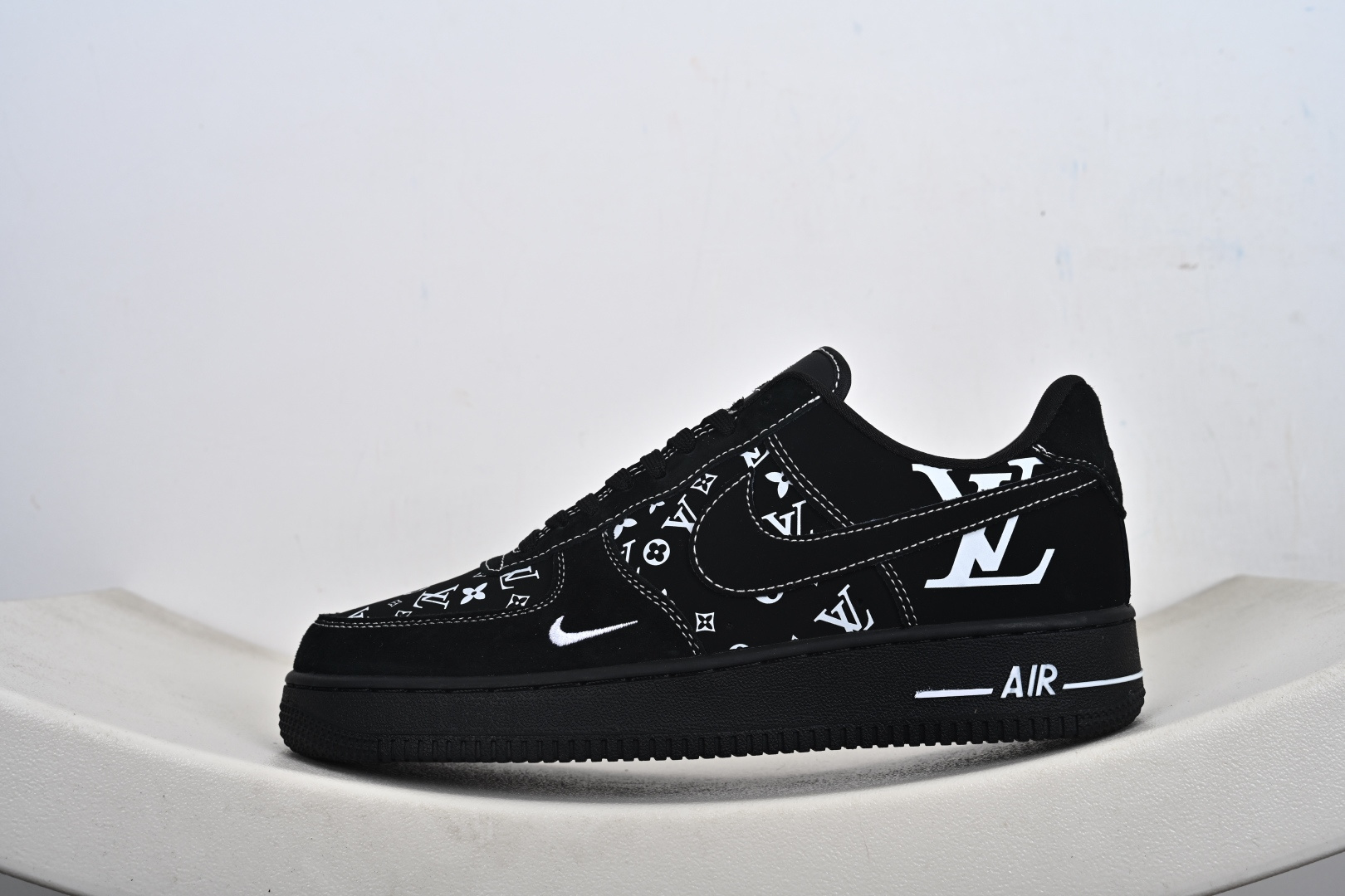 定制版 Nk Air Force 1'07 Low LV联名 黑色 空军一号低帮休闲板鞋 SS1979-001
