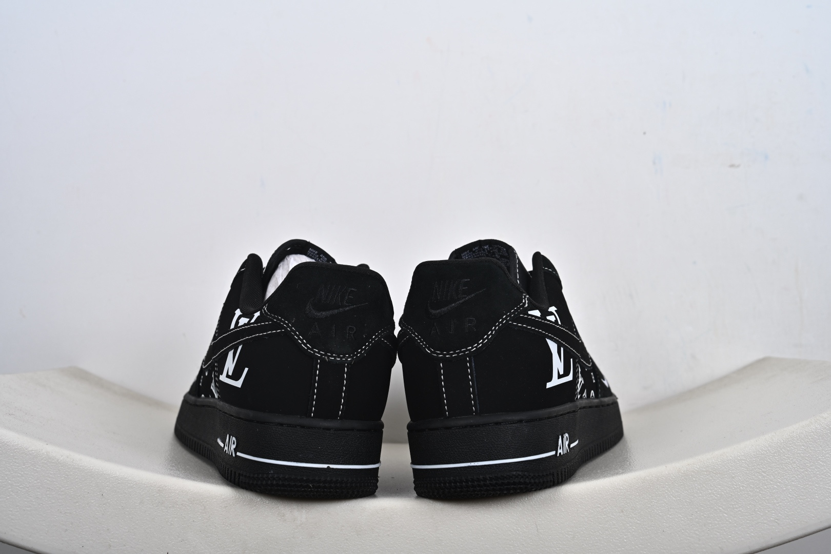 定制版 Nk Air Force 1'07 Low LV联名 黑色 空军一号低帮休闲板鞋 SS1979-001