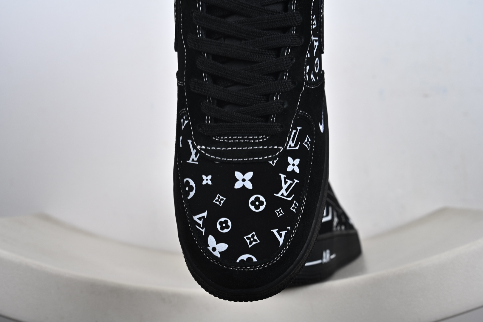 定制版 Nk Air Force 1'07 Low LV联名 黑色 空军一号低帮休闲板鞋 SS1979-001