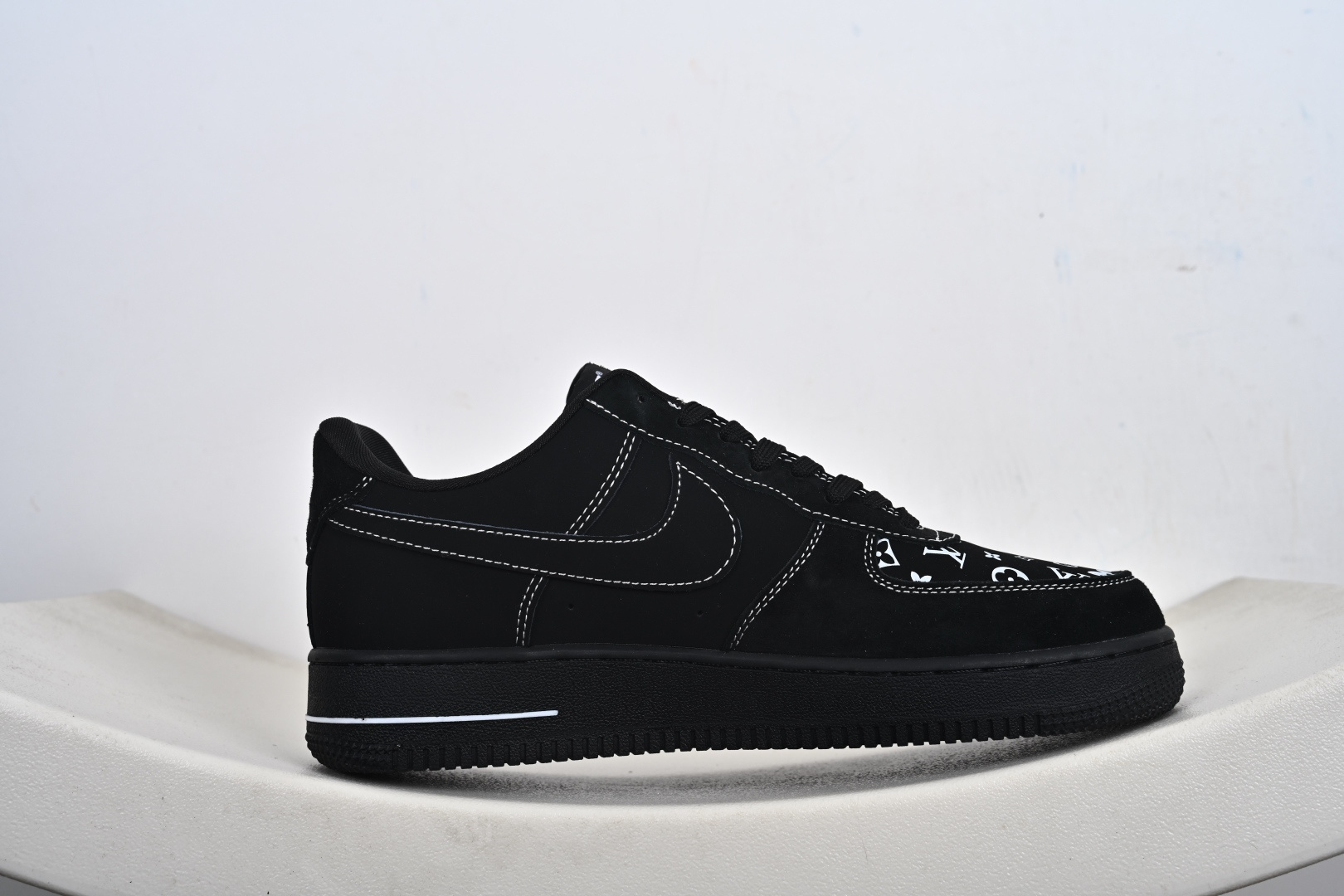 定制版 Nk Air Force 1'07 Low LV联名 黑色 空军一号低帮休闲板鞋 SS1979-001