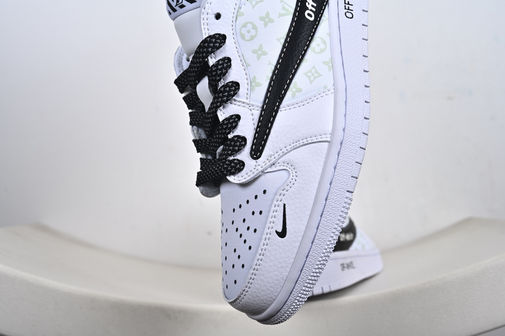 240 Nike Jordan Air Jordan倒勾定制 低帮 复古 减震 防滑 耐磨 篮球鞋 HS2506-236