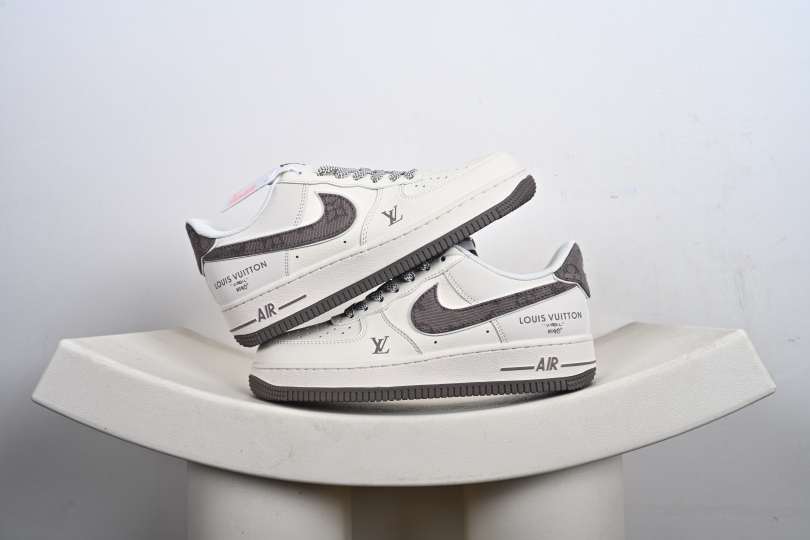 Nike Air Force1 07 low 联名款 SM6668-128 Nike Air Force1 07 low 联名款 SM6668-128