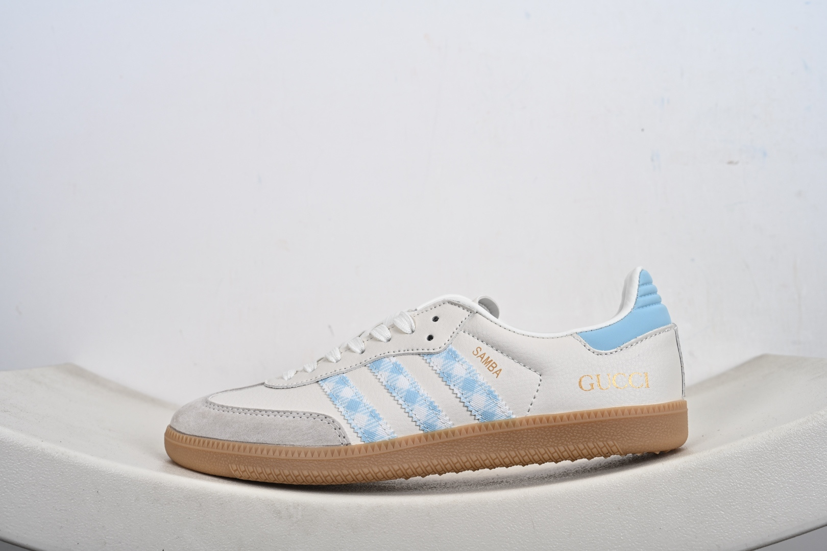 福利 支持放店 ️ ️ ️ Adidas SAMBA OG 德训鞋 高端定制桑巴系列 大厂纯原品质出货 超高清洁度 细节完美 舒适百搭 低帮休闲板鞋 货号:XR0008 (半)-F2-E0