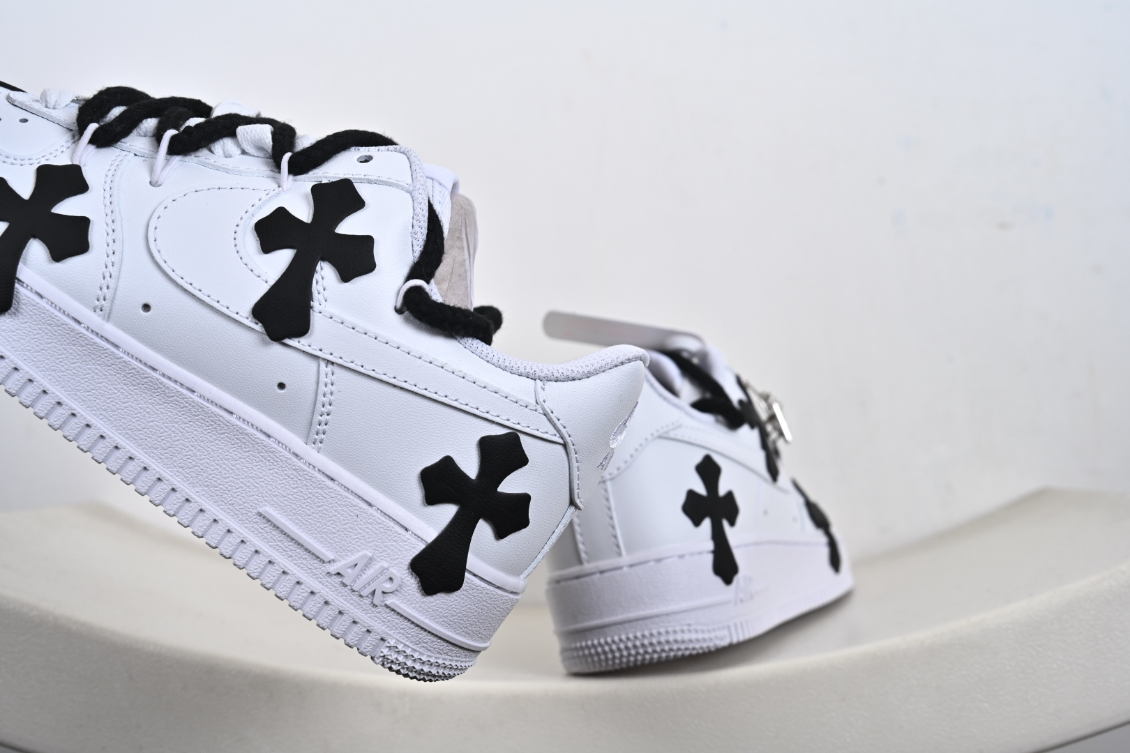 240 定制版 “十字星芒”订制空军一号板鞋 该定制版球鞋 CW2288-111-Chinese UA Cheap High Quatity Brand Clothes Bags handbags Sneakers wholesale wholesaler seller from China Factory suppliers Fashion Clothing Shoes best Quality Beautiful Price 240 定制版 “十字星芒”订制空军一号板鞋 该定制版球鞋 CW2288-111