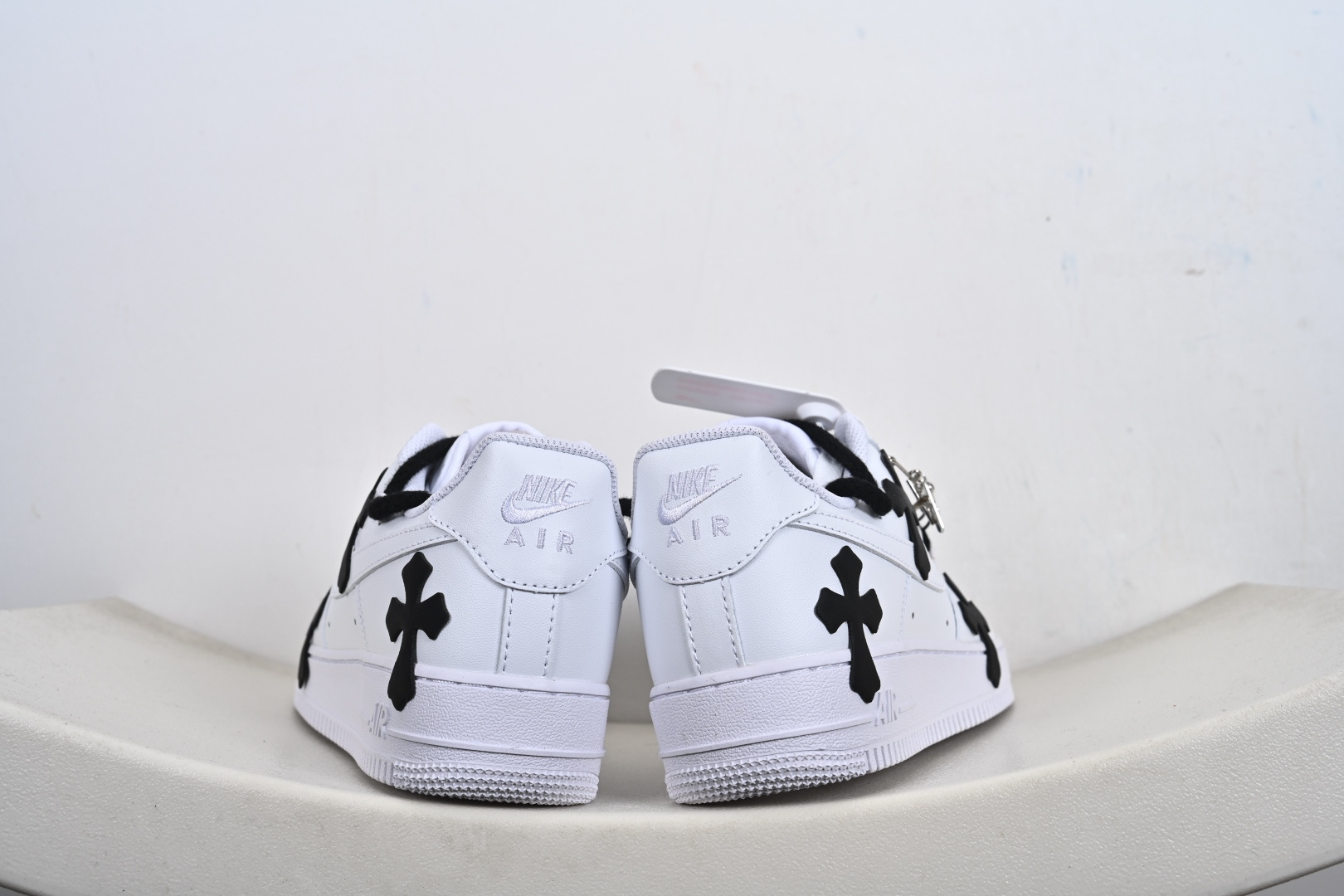 240 定制版 “十字星芒”订制空军一号板鞋 该定制版球鞋 CW2288-111-Chinese UA Cheap High Quatity Brand Clothes Bags handbags Sneakers wholesale wholesaler seller from China Factory suppliers Fashion Clothing Shoes best Quality Beautiful Price 240 定制版 “十字星芒”订制空军一号板鞋 该定制版球鞋 CW2288-111