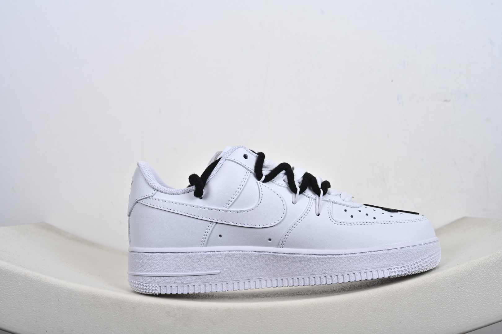 240 定制版 “十字星芒”订制空军一号板鞋 该定制版球鞋 CW2288-111-Chinese UA Cheap High Quatity Brand Clothes Bags handbags Sneakers wholesale wholesaler seller from China Factory suppliers Fashion Clothing Shoes best Quality Beautiful Price 240 定制版 “十字星芒”订制空军一号板鞋 该定制版球鞋 CW2288-111