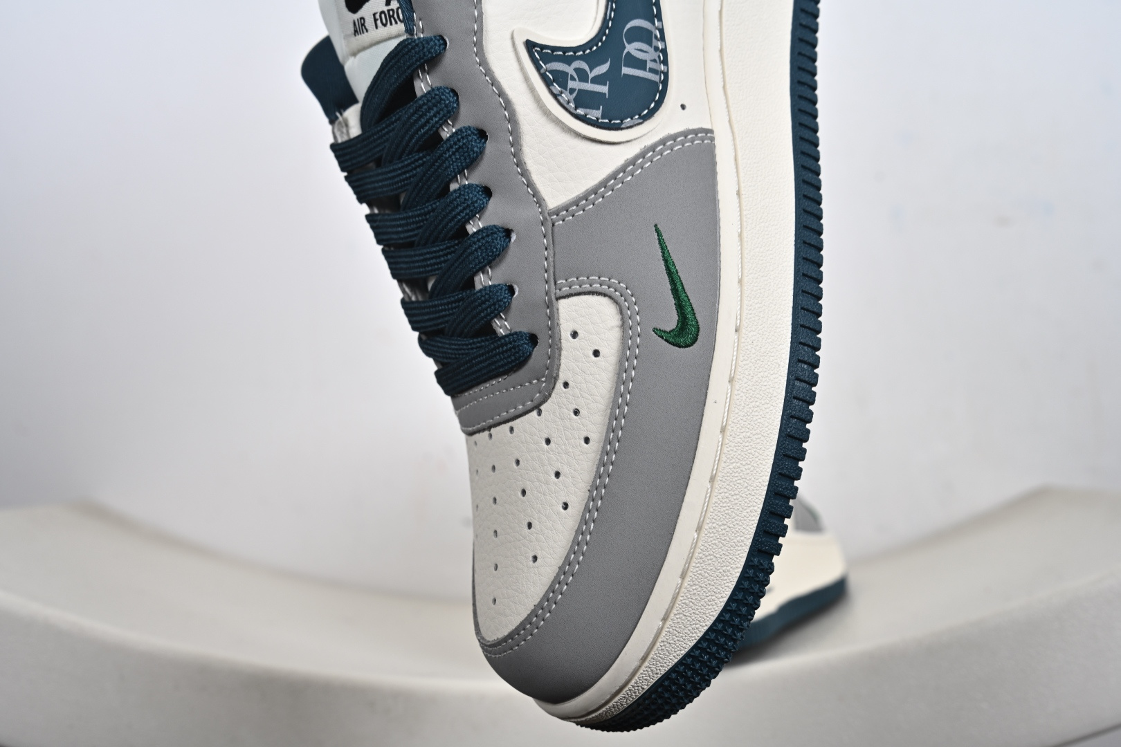 240 Nike Air Force 1 Low 07 x DIOR 灰白小勾 DD1982-313-Chinese UA Cheap High Quatity Brand Clothes Bags handbags Sneakers wholesale wholesaler seller from China Factory suppliers Fashion Clothing Shoes best Quality Beautiful Price 240 Nike Air Force 1 Low 07 x DIOR 灰白小勾 DD1982-313