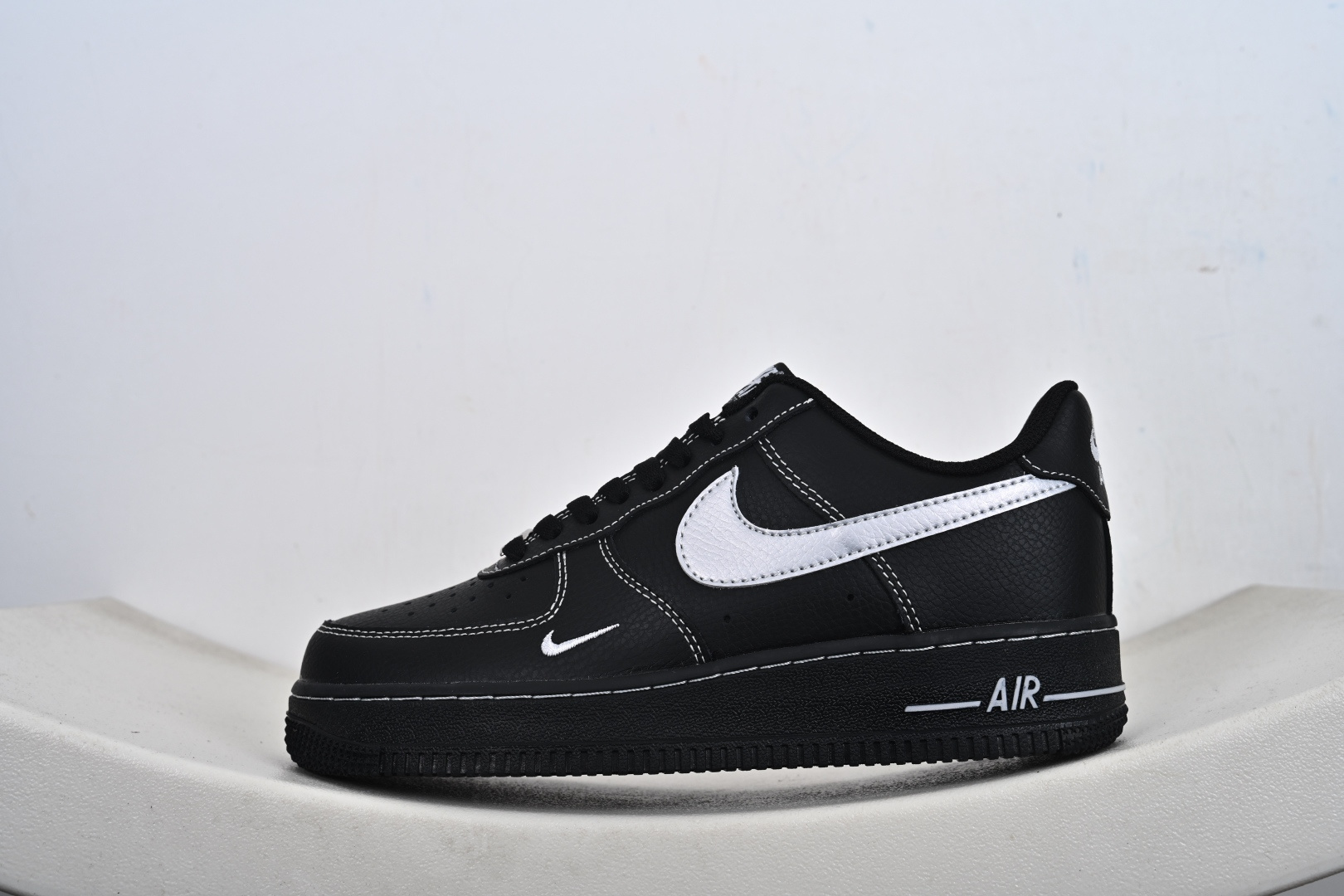 定制版 NK Air Force 1'07 Low 黑银小勾 空军一号低帮休闲板鞋 ZH0316-154
