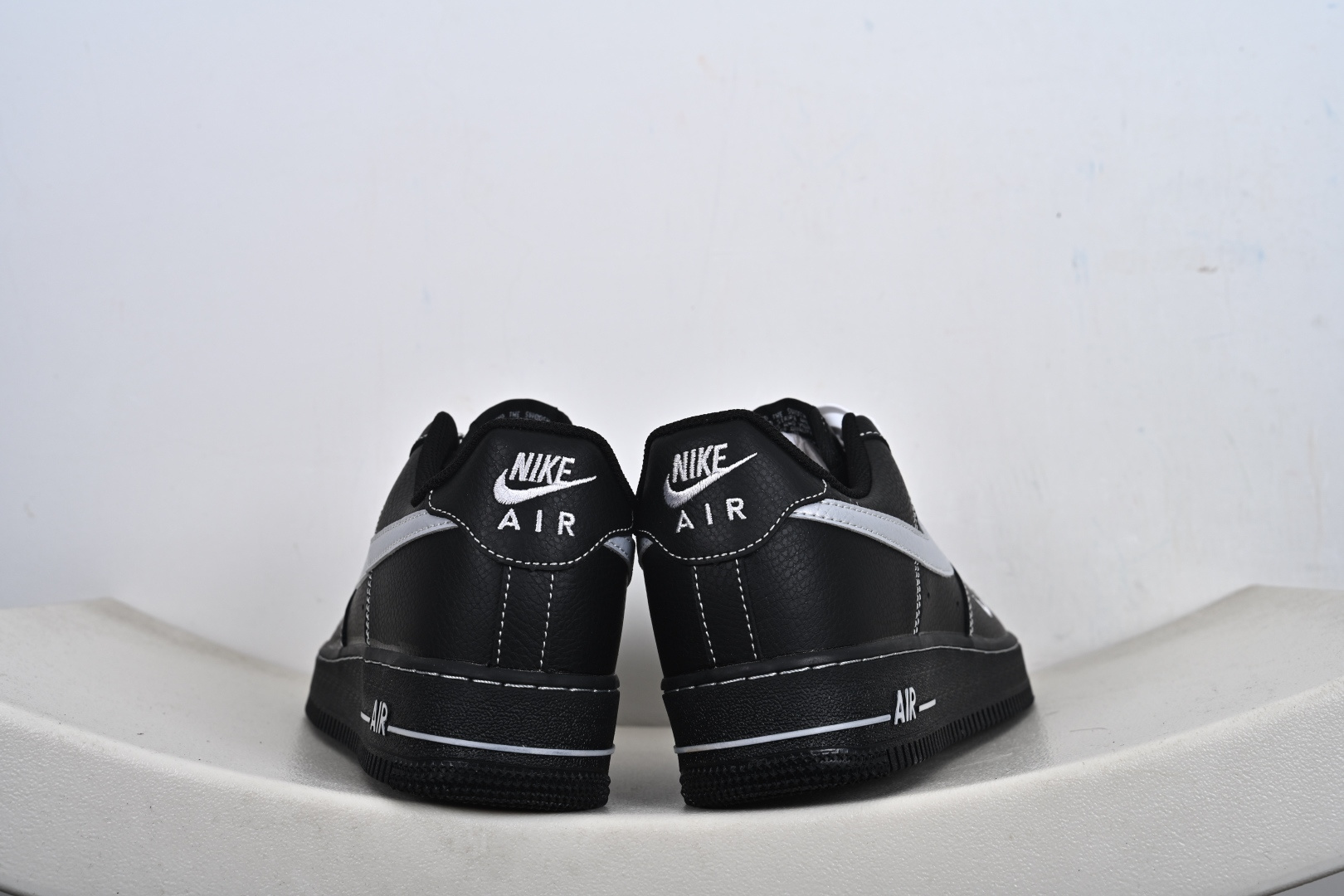定制版 NK Air Force 1'07 Low 黑银小勾 空军一号低帮休闲板鞋 ZH0316-154