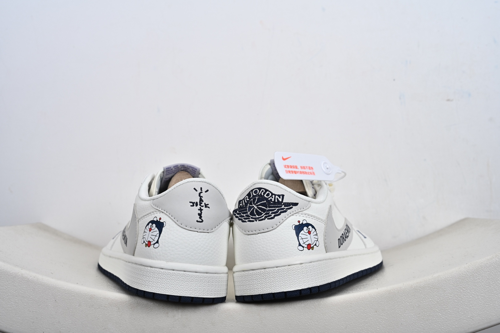 260 定制版 乔丹Fragment x Travis Scott xDior Air Jordan 1 Low 三方联名倒钩-Chinese UA Cheap High Quatity Brand Clothes Bags handbags Sneakers wholesale wholesaler seller from China Factory suppliers Fashion Clothing Shoes best Quality Beautiful Price 260 定制版 乔丹Fragment x Travis Scott xDior Air Jordan 1 Low 三方联名倒钩