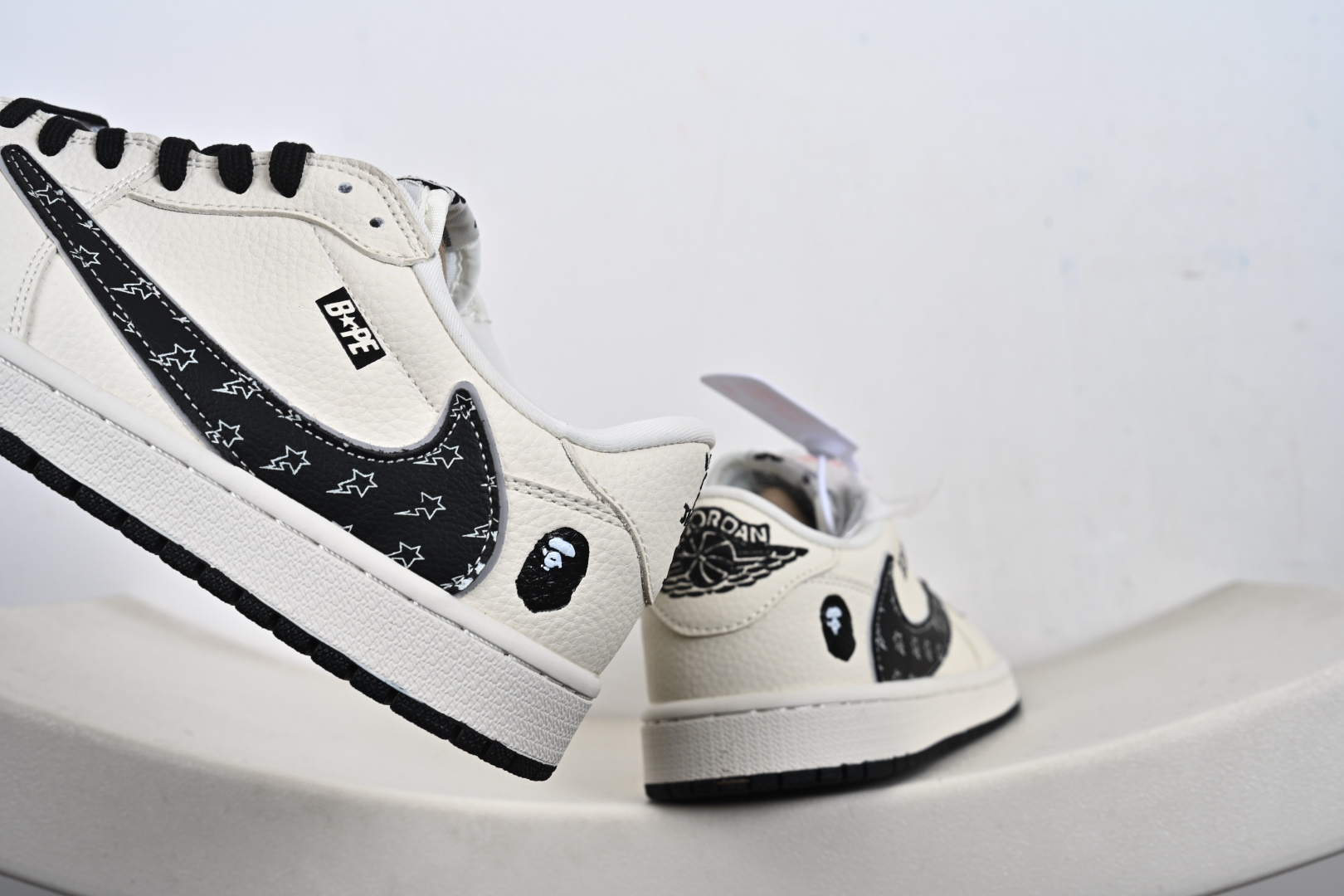 260 Nike Air Jordan 1 Low 定制配色 猿人头联名 定制AJ联名-高端定制 低帮复古文化板鞋 LD2028-074-Chinese UA Cheap High Quatity Brand Clothes Bags handbags Sneakers wholesale wholesaler seller from China Factory suppliers Fashion Clothing Shoes best Quality Beautiful Price 260 Nike Air Jordan 1 Low 定制配色 猿人头联名 定制AJ联名-高端定制 低帮复古文化板鞋 LD2028-074
