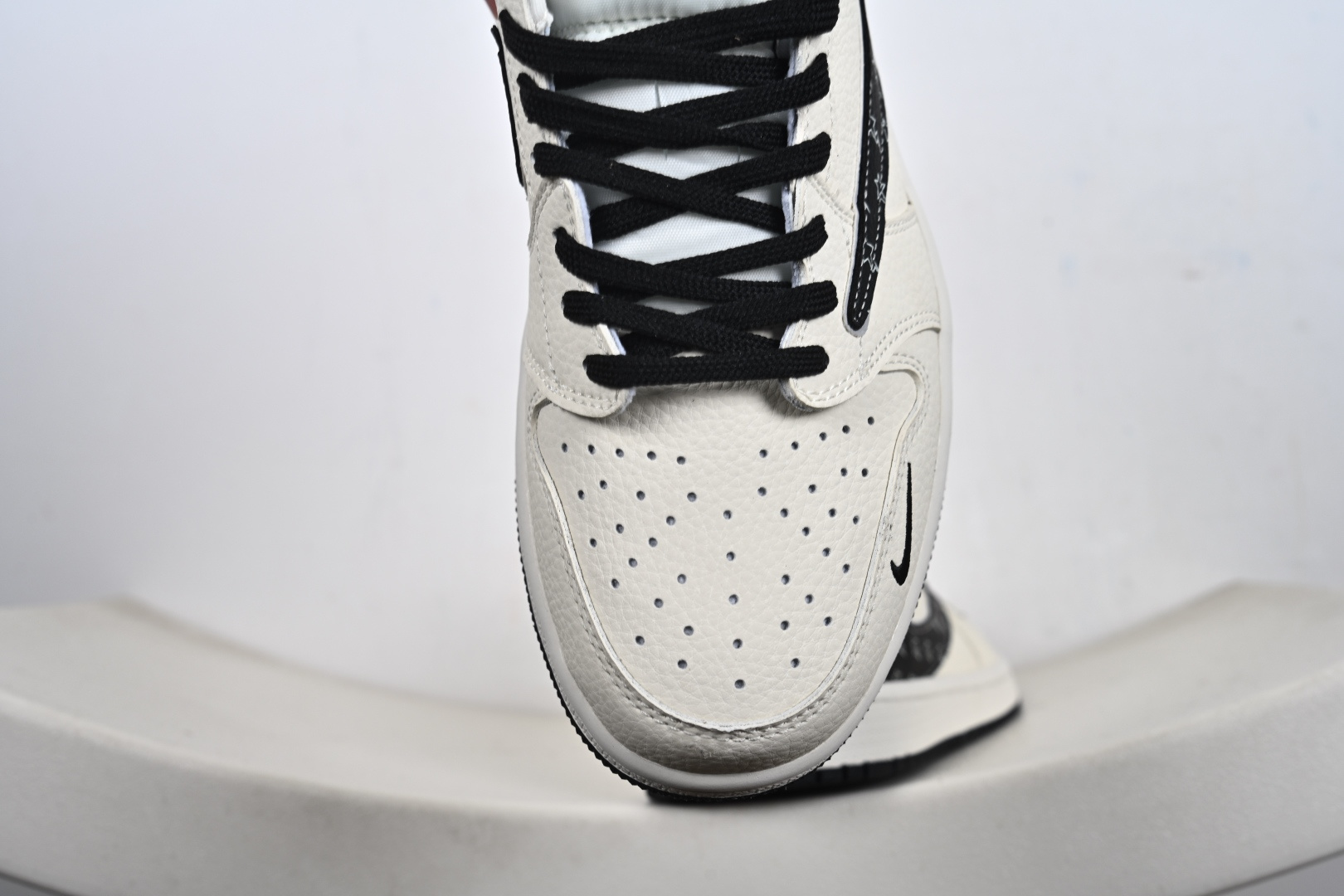 260 Nike Air Jordan 1 Low 定制配色 猿人头联名 定制AJ联名-高端定制 低帮复古文化板鞋 LD2028-074-Chinese UA Cheap High Quatity Brand Clothes Bags handbags Sneakers wholesale wholesaler seller from China Factory suppliers Fashion Clothing Shoes best Quality Beautiful Price 260 Nike Air Jordan 1 Low 定制配色 猿人头联名 定制AJ联名-高端定制 低帮复古文化板鞋 LD2028-074
