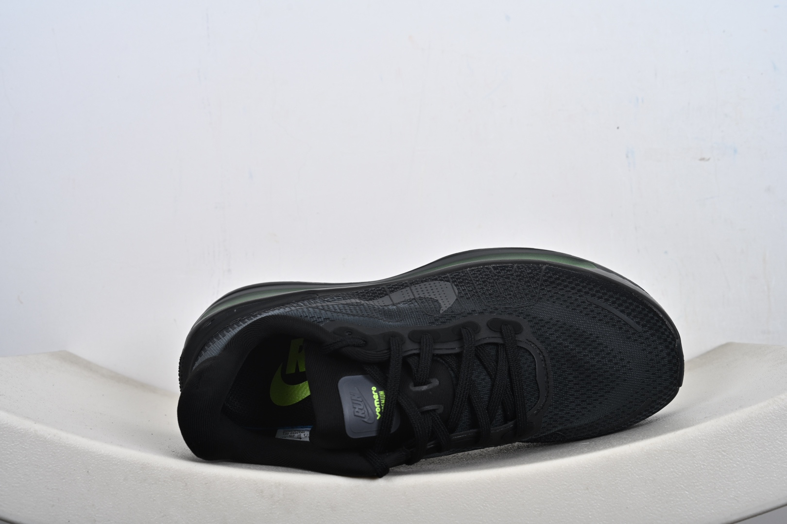 Nike ZOOM PREMIUM 耐克 飞马 舒适减震防滑 低帮跑步鞋全掌ReactX泡绵中底 HQ2050-300 001 IQ4035-100 HM5973-001 Nike ZOOM PREMIUM 耐克 飞马 舒适减震防滑 低帮跑步鞋全掌ReactX泡绵中底 HQ2050-300 001 IQ4035-100 HM5973-001