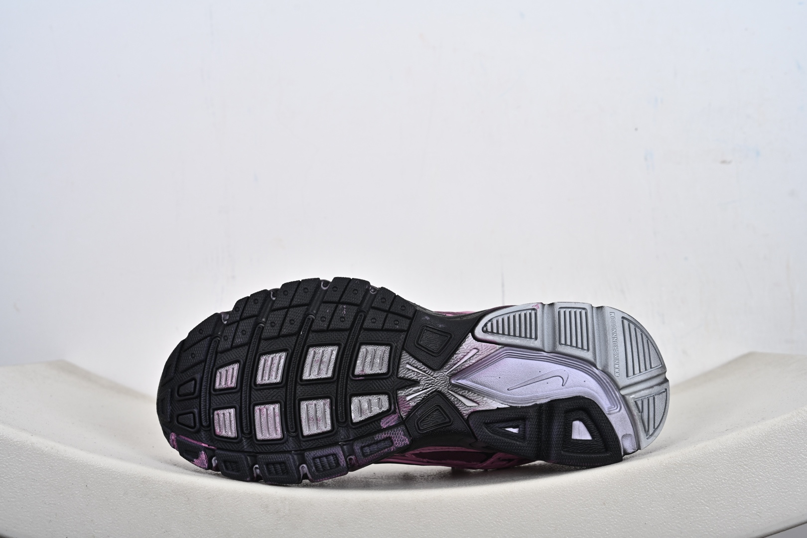 280 Nike INITIATOR RNR 复古做旧 解构绑带 舒适百搭防滑耐磨 低帮跑步鞋 394055-100-Chinese UA Cheap High Quatity Brand Clothes Bags handbags Sneakers wholesale wholesaler seller from China Factory suppliers Fashion Clothing Shoes best Quality Beautiful Price 280 Nike INITIATOR RNR 复古做旧 解构绑带 舒适百搭防滑耐磨 低帮跑步鞋 394055-100