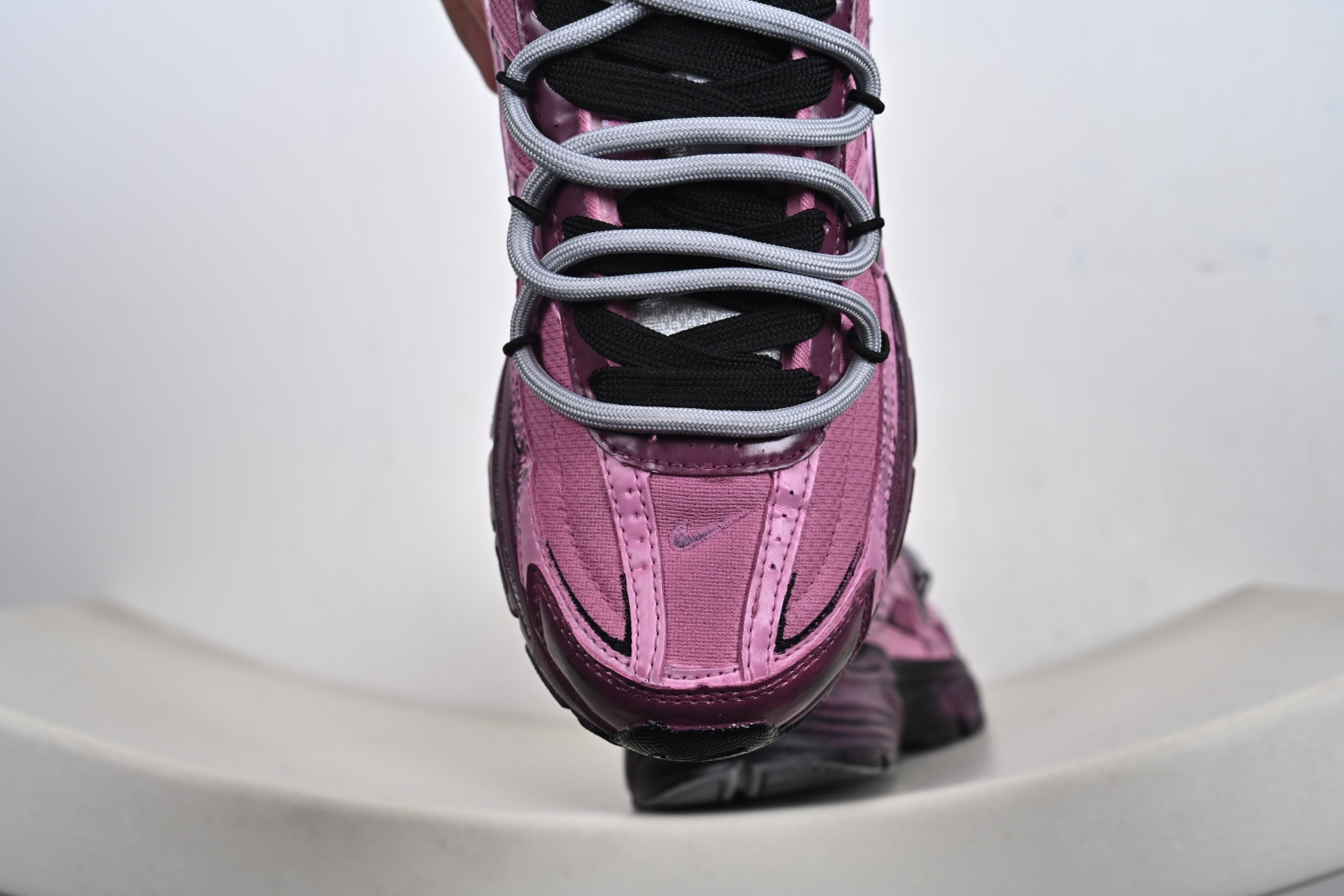 280 Nike INITIATOR RNR 复古做旧 解构绑带 舒适百搭防滑耐磨 低帮跑步鞋 394055-100-Chinese UA Cheap High Quatity Brand Clothes Bags handbags Sneakers wholesale wholesaler seller from China Factory suppliers Fashion Clothing Shoes best Quality Beautiful Price 280 Nike INITIATOR RNR 复古做旧 解构绑带 舒适百搭防滑耐磨 低帮跑步鞋 394055-100